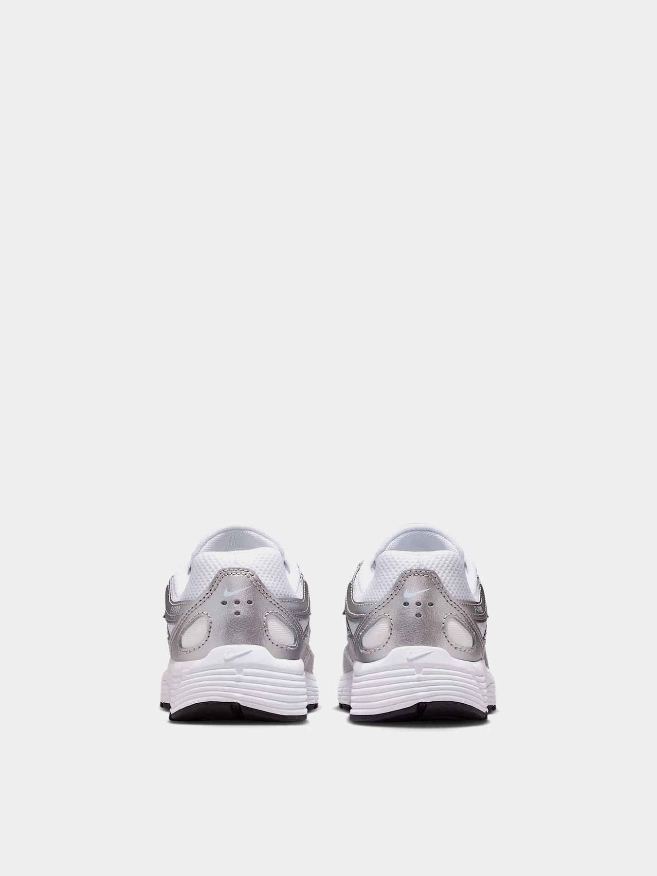 Кроссовки NIKE P-6000 модель HV5064-101 Кроссовки NIKE P-6000 модель HV5064-101 Фото