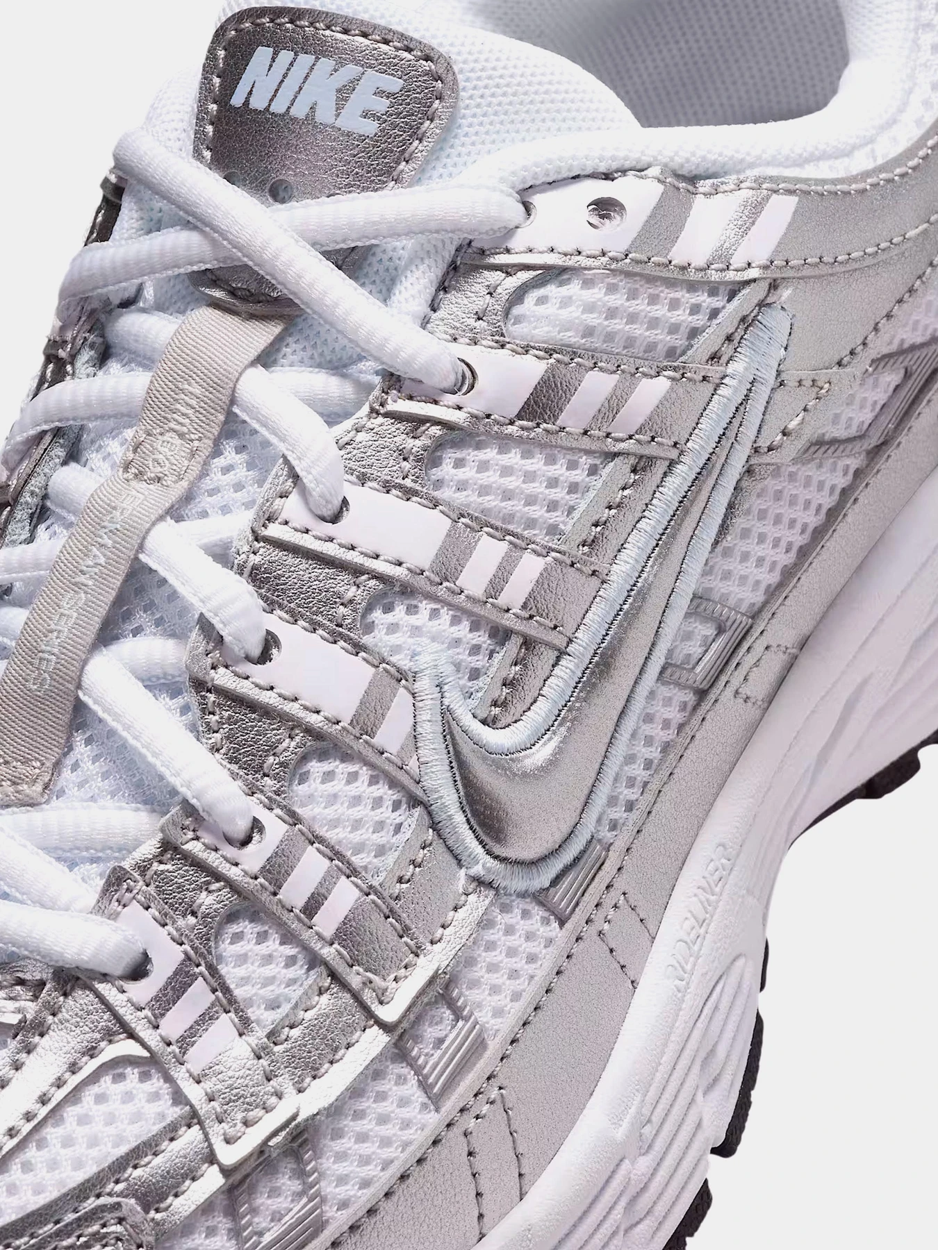 Кроссовки NIKE P-6000 модель HV5064-101 Кроссовки NIKE P-6000 модель HV5064-101 Фото