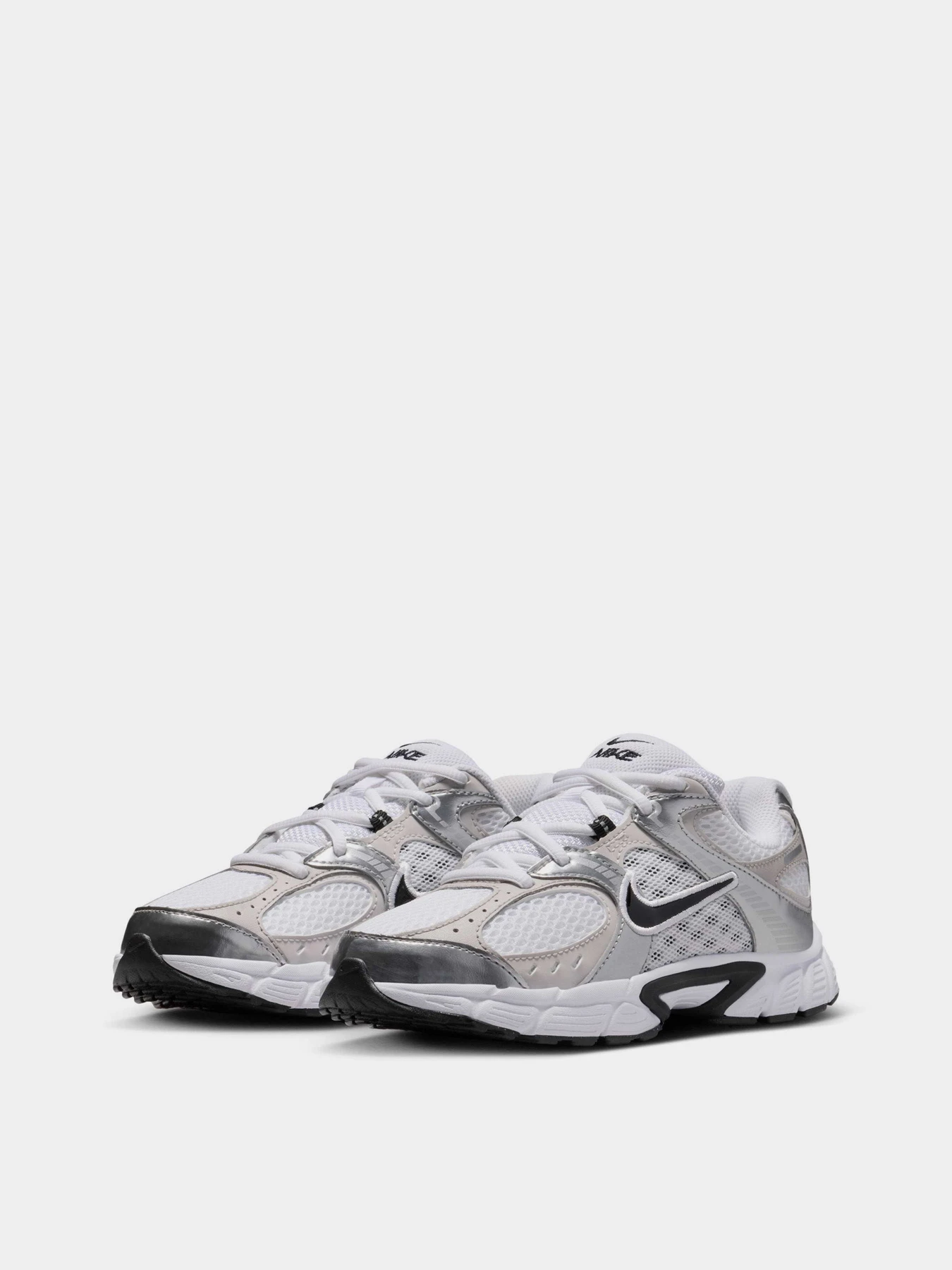 Кросівки NIKE V5 RNR модель HQ6411-100 Кросівки NIKE V5 RNR модель HQ6411-100 Фото
