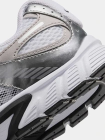 Кросівки NIKE V5 RNR модель HQ6411-100 Фото