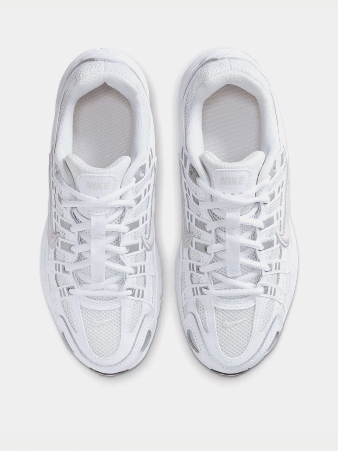 Кросівки NIKE P-6000 модель HV5064-017 Фото