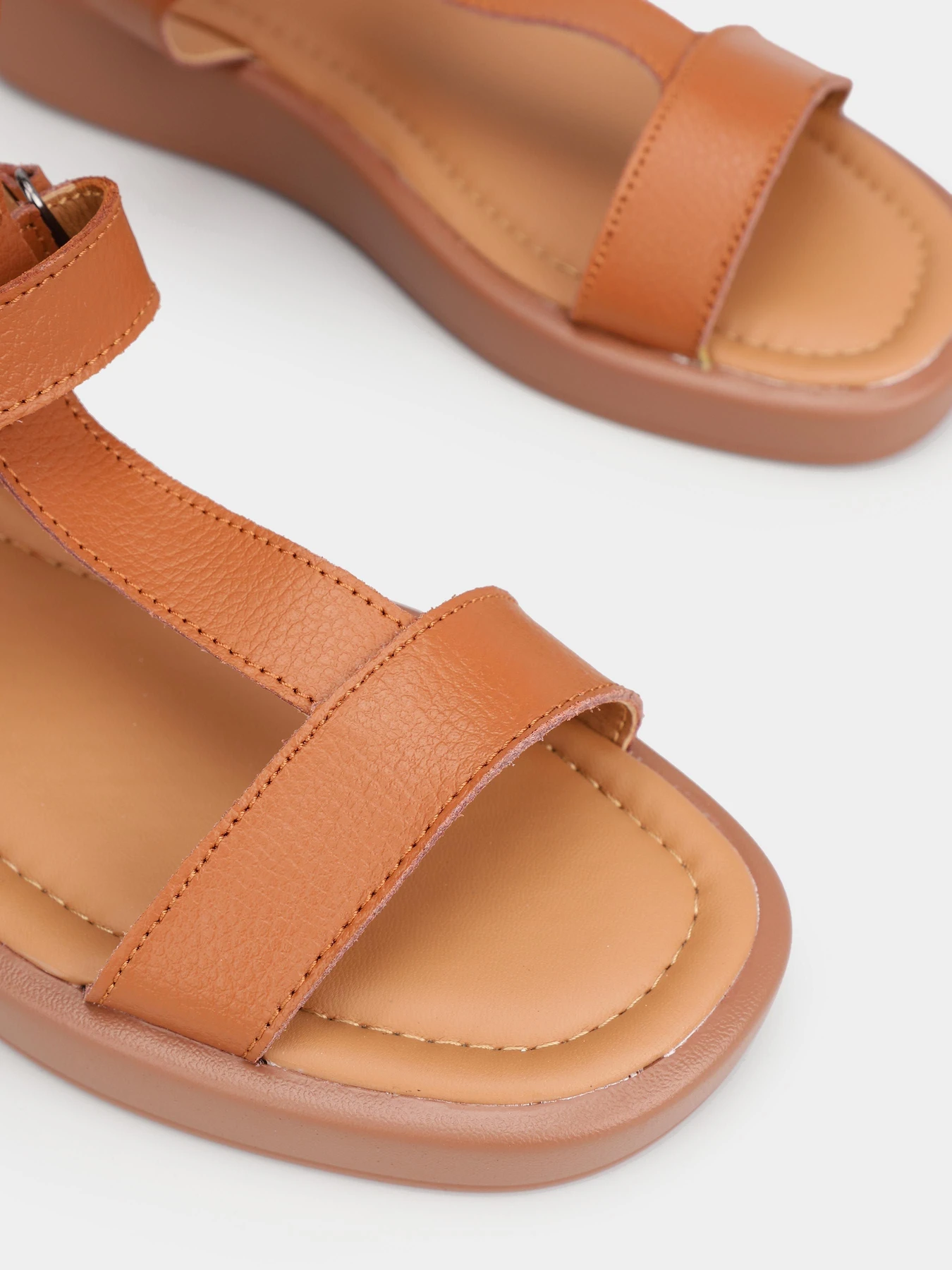 Сандалии CHER '17 INTERTOP модель 811-9180/104 Сандалии CHER '17 INTERTOP модель 811-9180/104 Фото