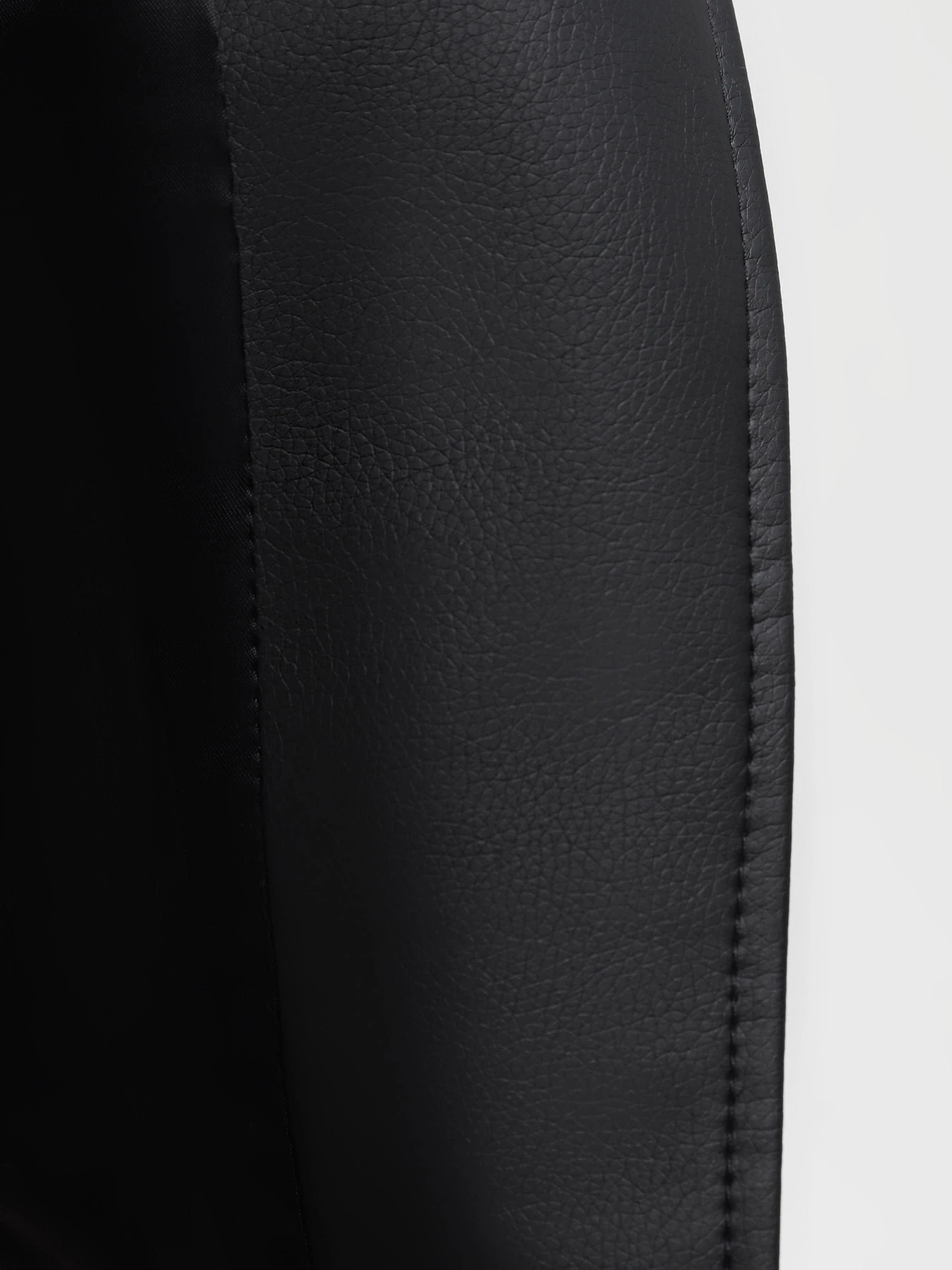 Куртки и дубленки CHER '17 INTERTOP модель CH0124019 Фото