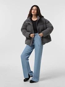 Куртки и дубленки CHER '17 INTERTOP модель CH0824186 Фото