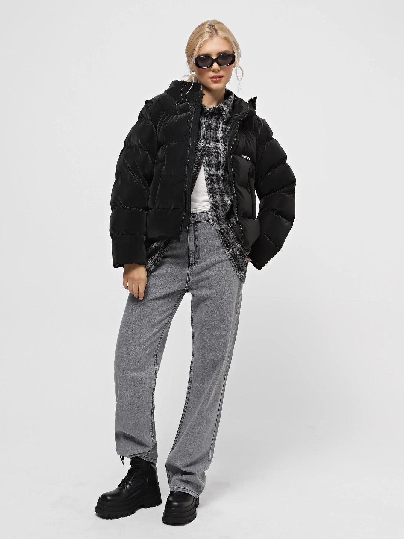 Куртки та дублянки CHER '17 INTERTOP модель 02173FW24-01 Куртки та дублянки CHER '17 INTERTOP модель 02173FW24-01 Фото
