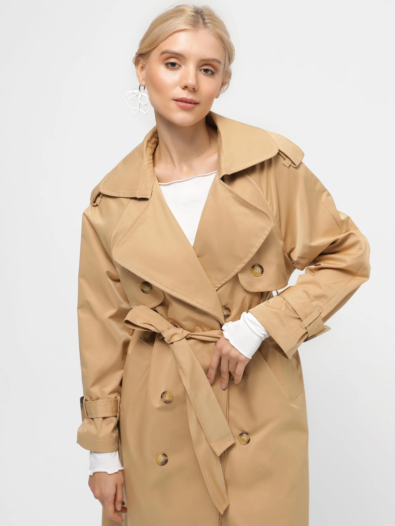 Пальто и плащи CHER '17 INTERTOP модель 02396FW24 Пальто и плащи CHER '17 INTERTOP модель 02396FW24 Фото