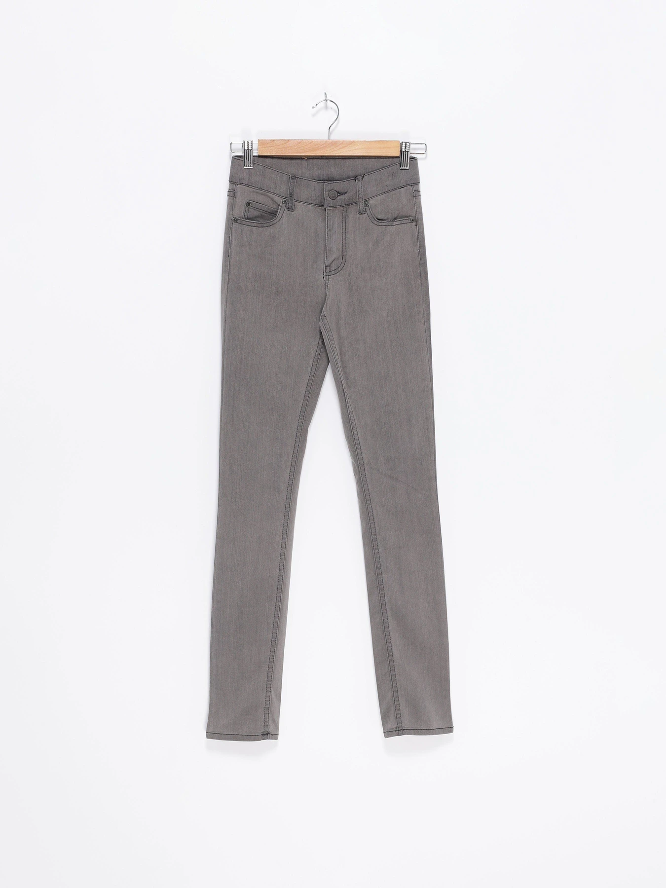 Брюки Cheap Monday модель 0101886_сірий Фото