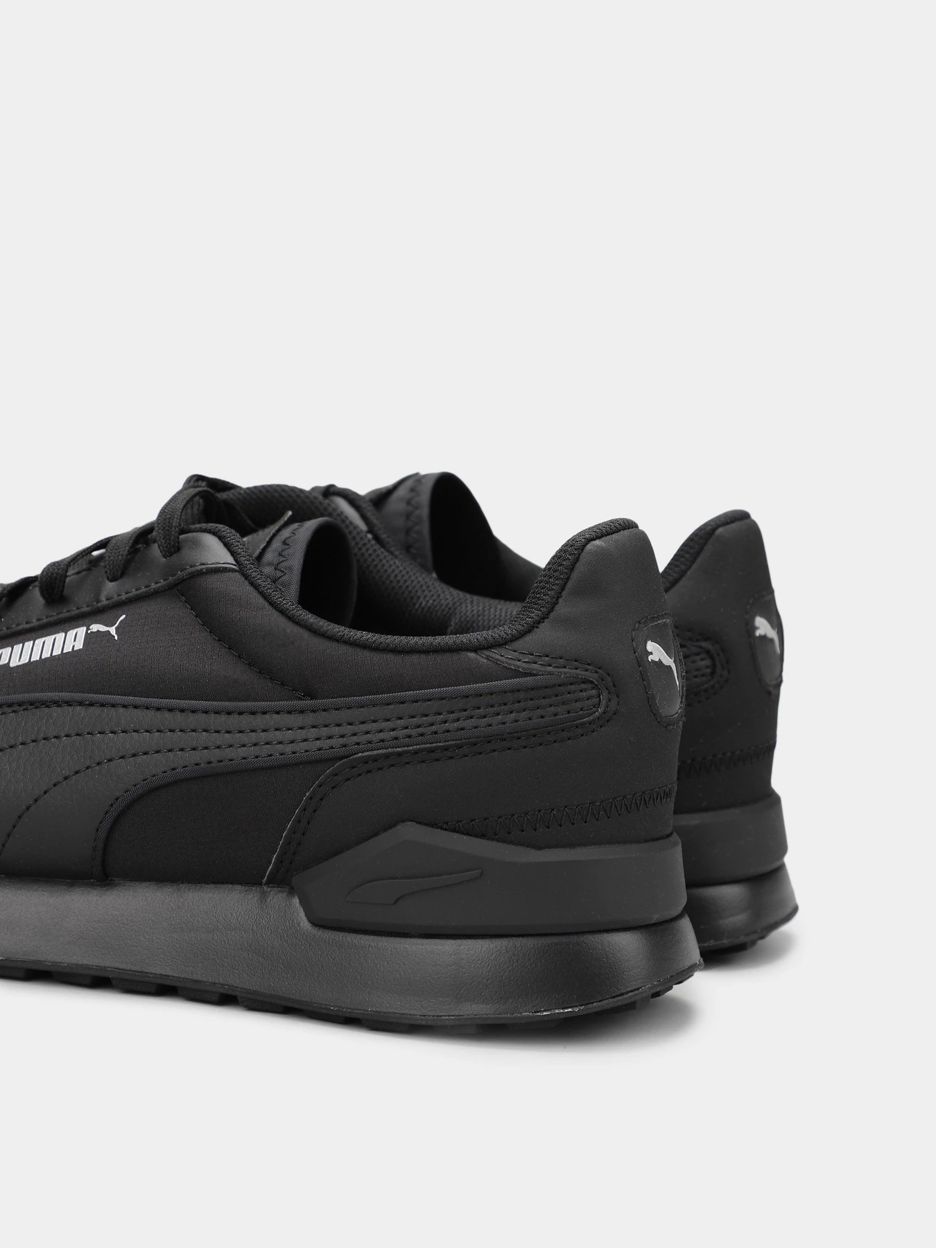Кроссовки PUMA Dista Runner Tech модель 38466501 Фото