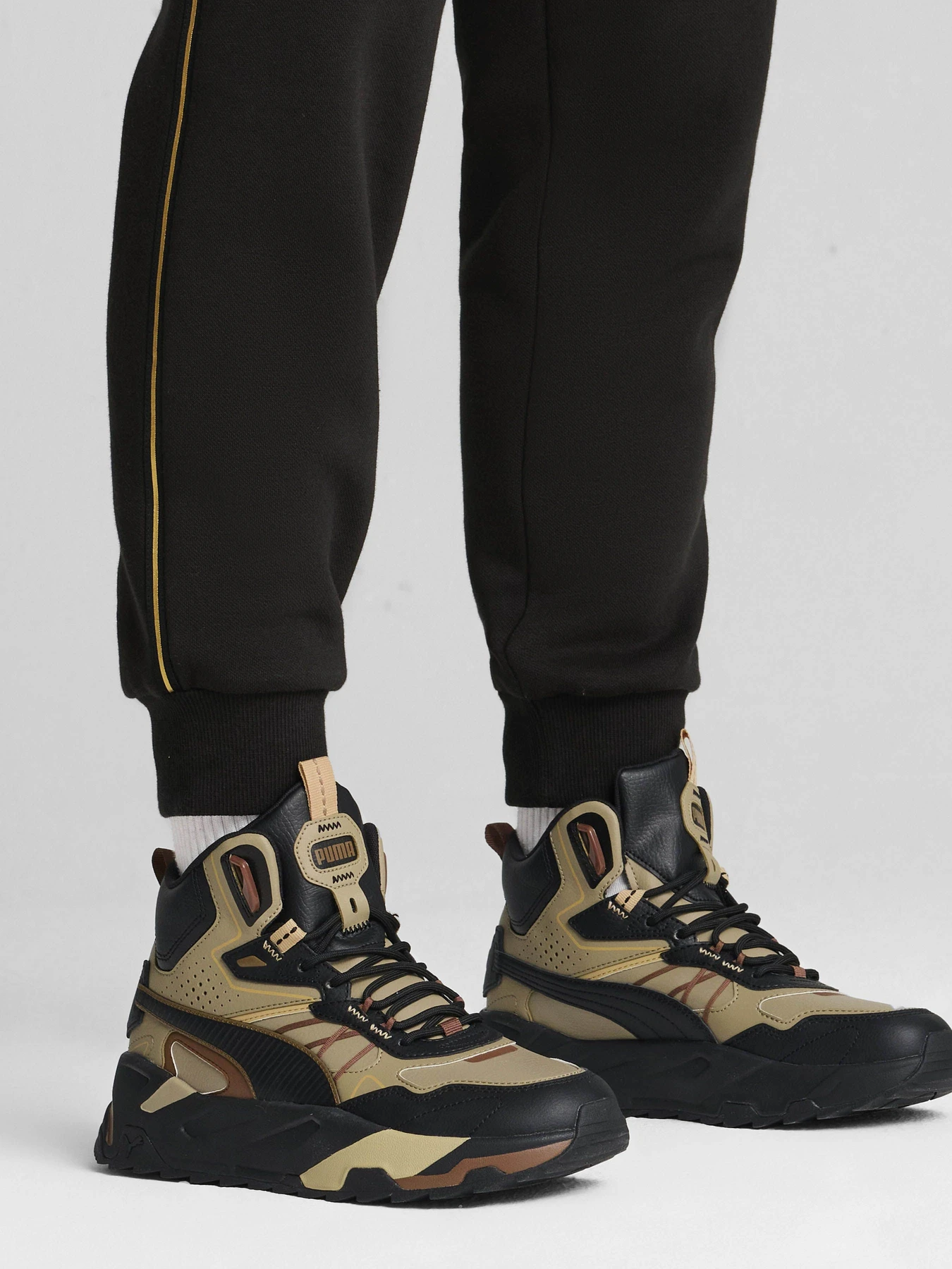 Ботинки и сапоги PUMA TRINITY MID HYBRID LEATHER модель 39398509 Ботинки и сапоги PUMA TRINITY MID HYBRID LEATHER модель 39398509 Фото