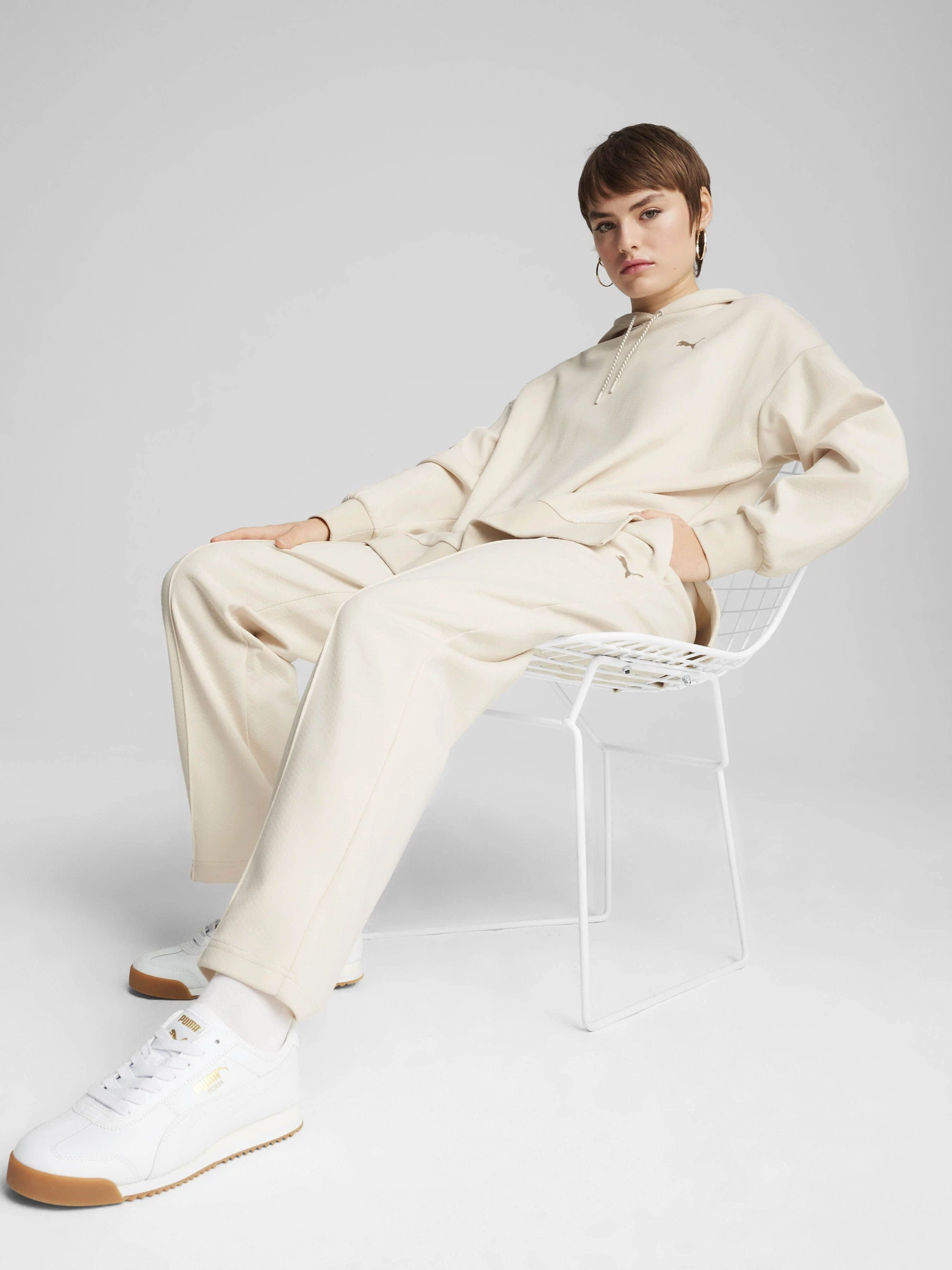 Брюки PUMA CLASSICS PINTUCK модель 62663887 Брюки PUMA CLASSICS PINTUCK модель 62663887 Фото