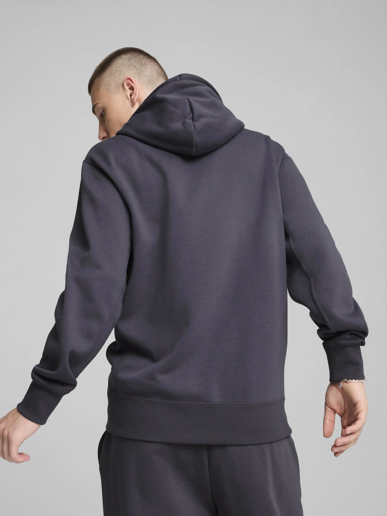 Худи и свитшоты PUMA CLASSICS модель 53559691 Худи и свитшоты PUMA CLASSICS модель 53559691 Фото