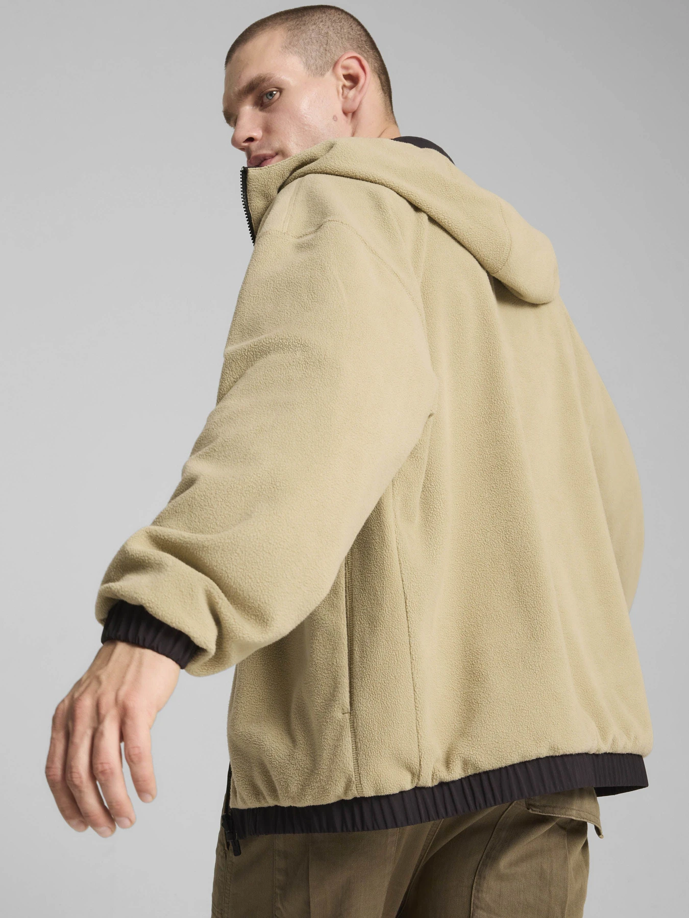 Куртки та дублянки PUMA REVERSIBLE WINDBREAKER модель 62647401 Куртки та дублянки PUMA REVERSIBLE WINDBREAKER модель 62647401 Фото