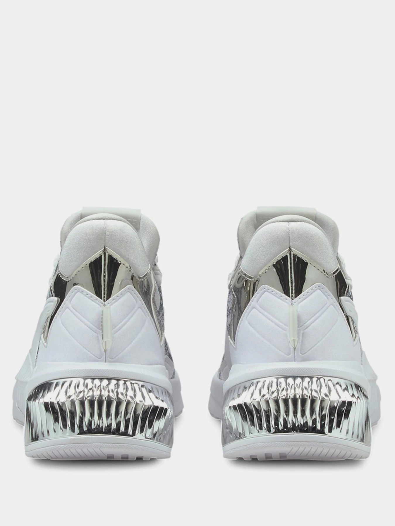 Кросівки PUMA Provoke XT Untamed модель 19443201 Фото