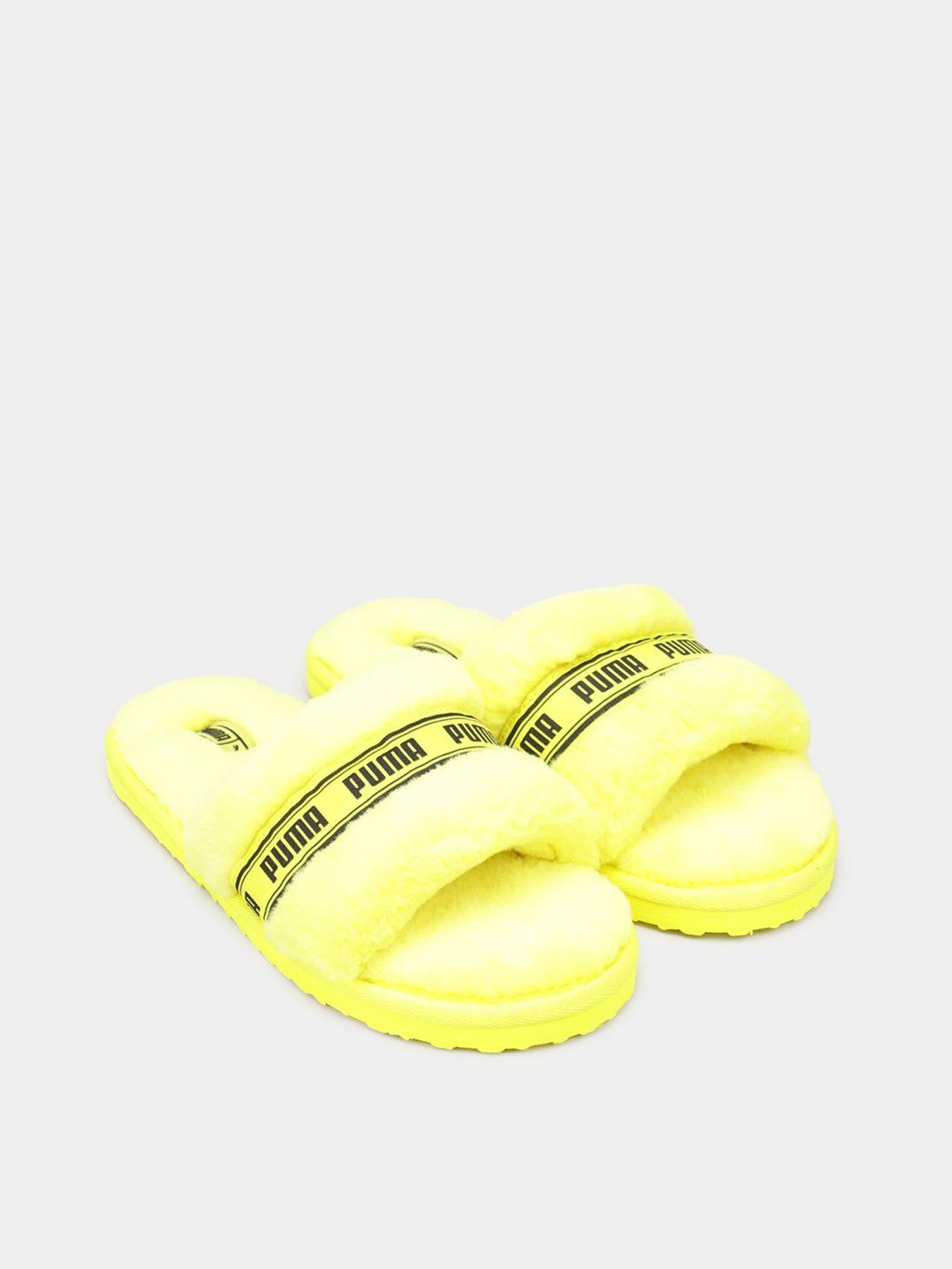 Тапки PUMA FLUFF WOMEN'S SLIDE модель 38493704 Тапки PUMA FLUFF WOMEN'S SLIDE модель 38493704 Фото