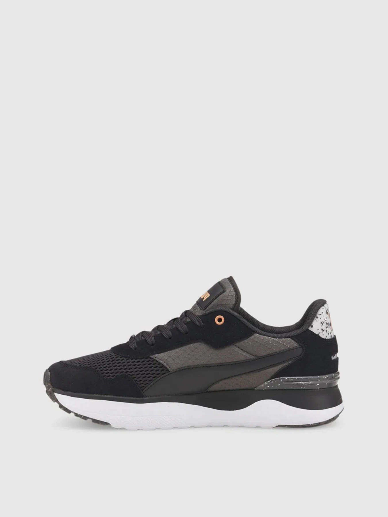 Кроссовки PUMA R78 Voyage Better модель 38385302 Кроссовки PUMA R78 Voyage Better модель 38385302 Фото