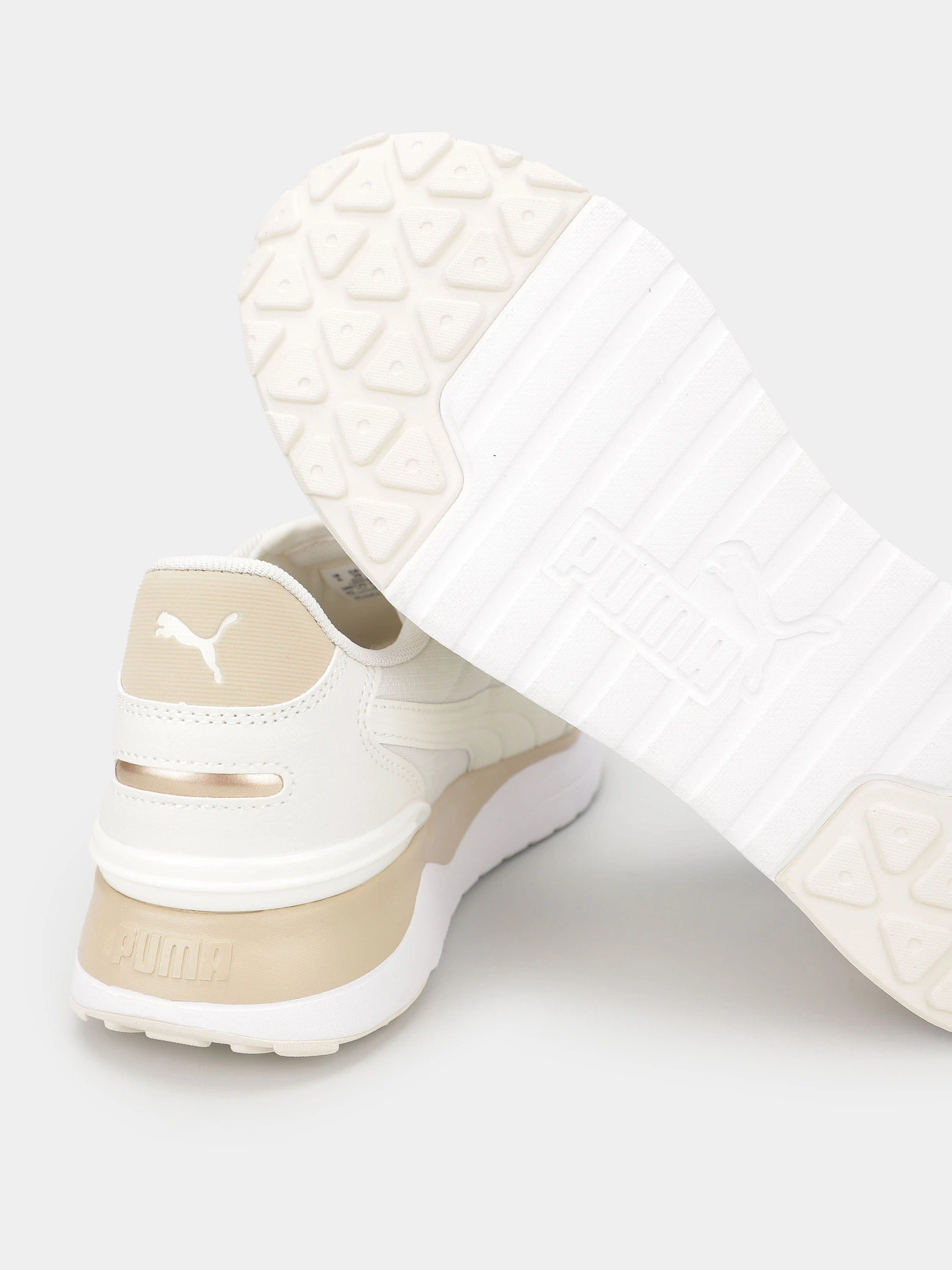 Кроссовки PUMA R78 Voyage Eggshell модель 38072925 Кроссовки PUMA R78 Voyage Eggshell модель 38072925 Фото
