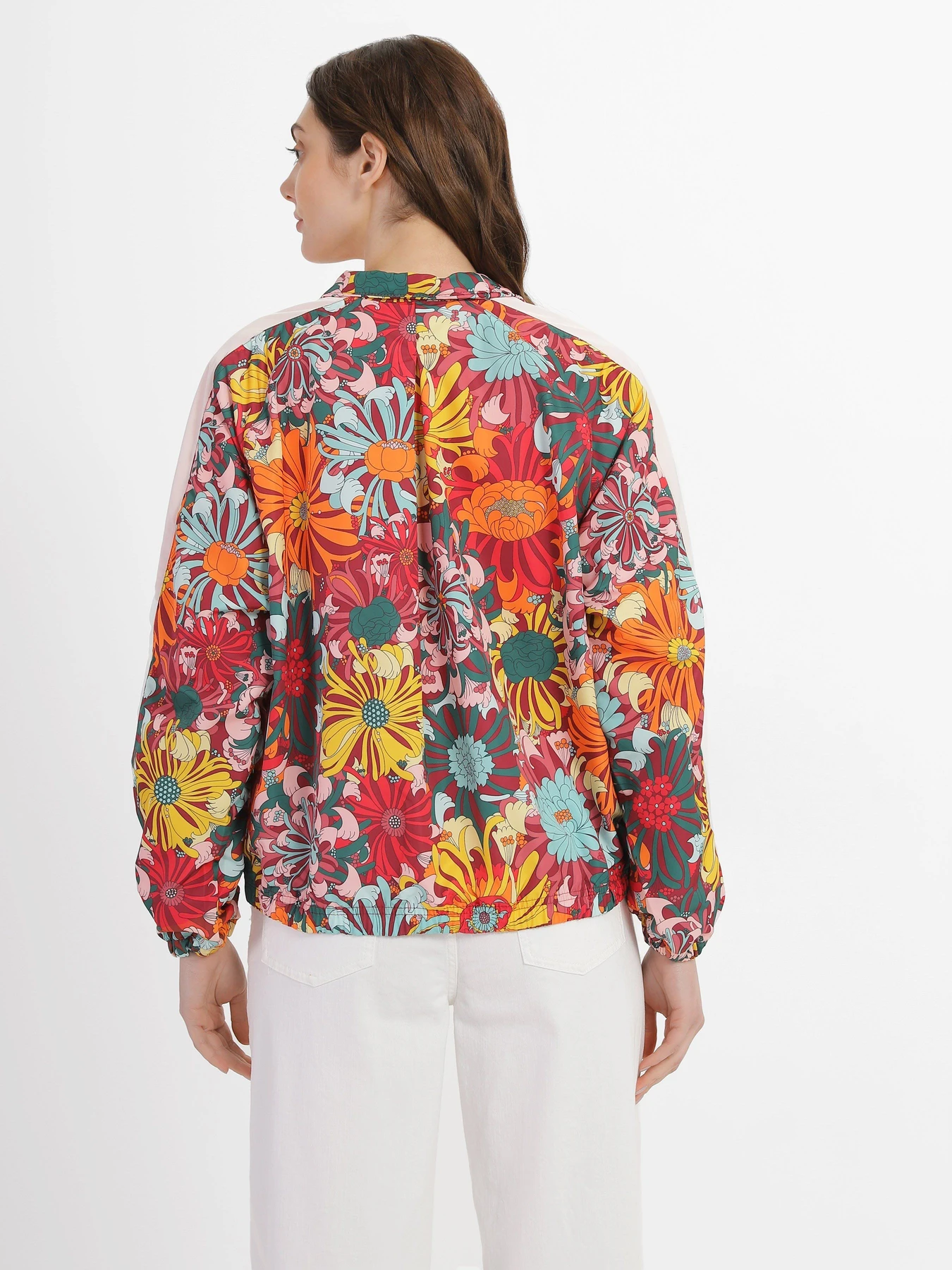Куртки та дублянки PUMA x LIBERTY Printed модель 53983165 Куртки та дублянки PUMA x LIBERTY Printed модель 53983165 Фото