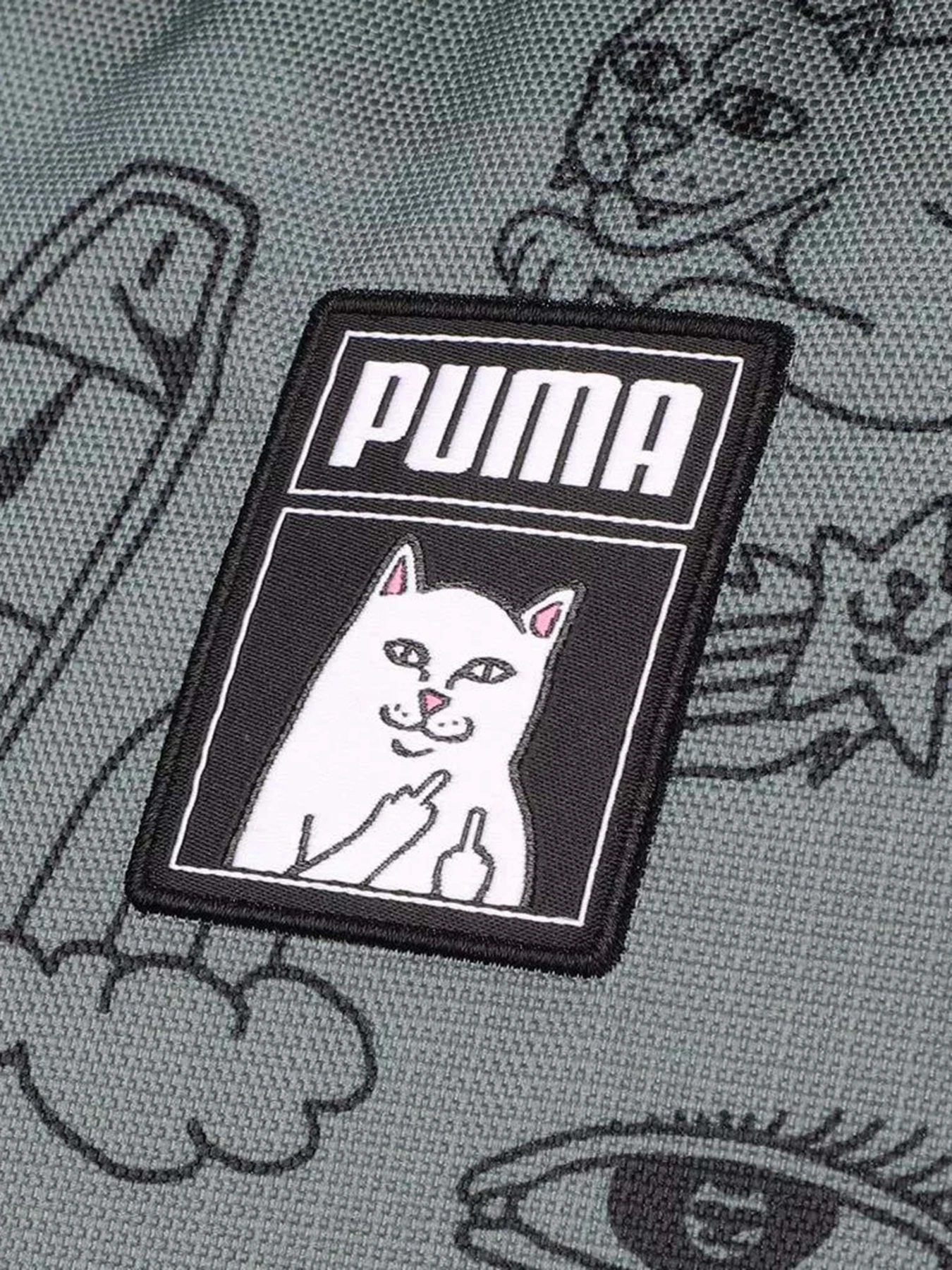 Рюкзаки PUMA x RIPNDIP модель 09003001 Рюкзаки PUMA x RIPNDIP модель 09003001 Фото