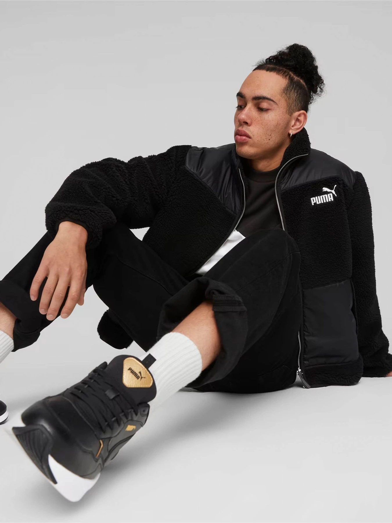 Куртки и дубленки PUMA Sherpa Hybrid модель 67538501 Куртки и дубленки PUMA Sherpa Hybrid модель 67538501 Фото