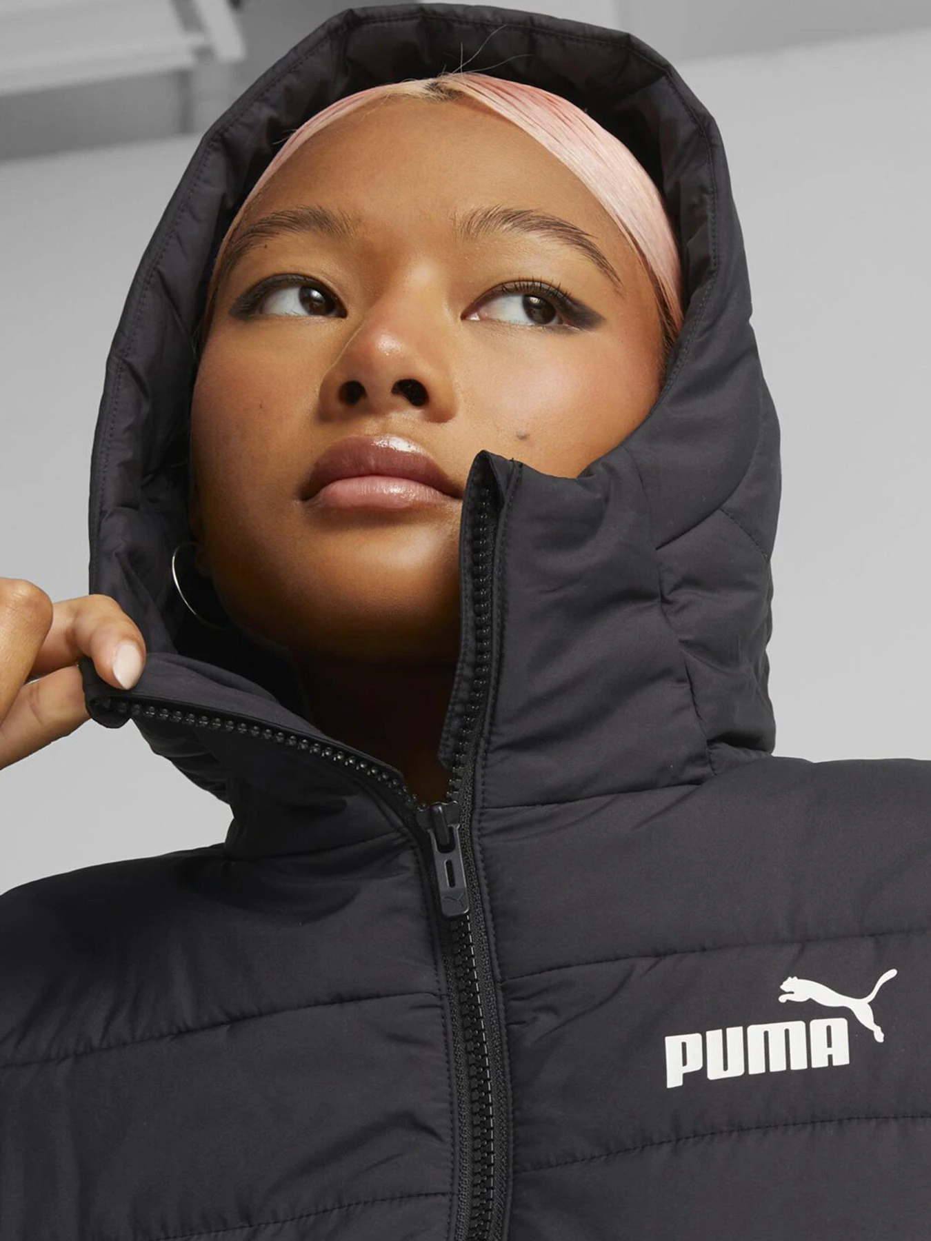 Куртки та дублянки PUMA Essentials Padded модель 84894001 Фото