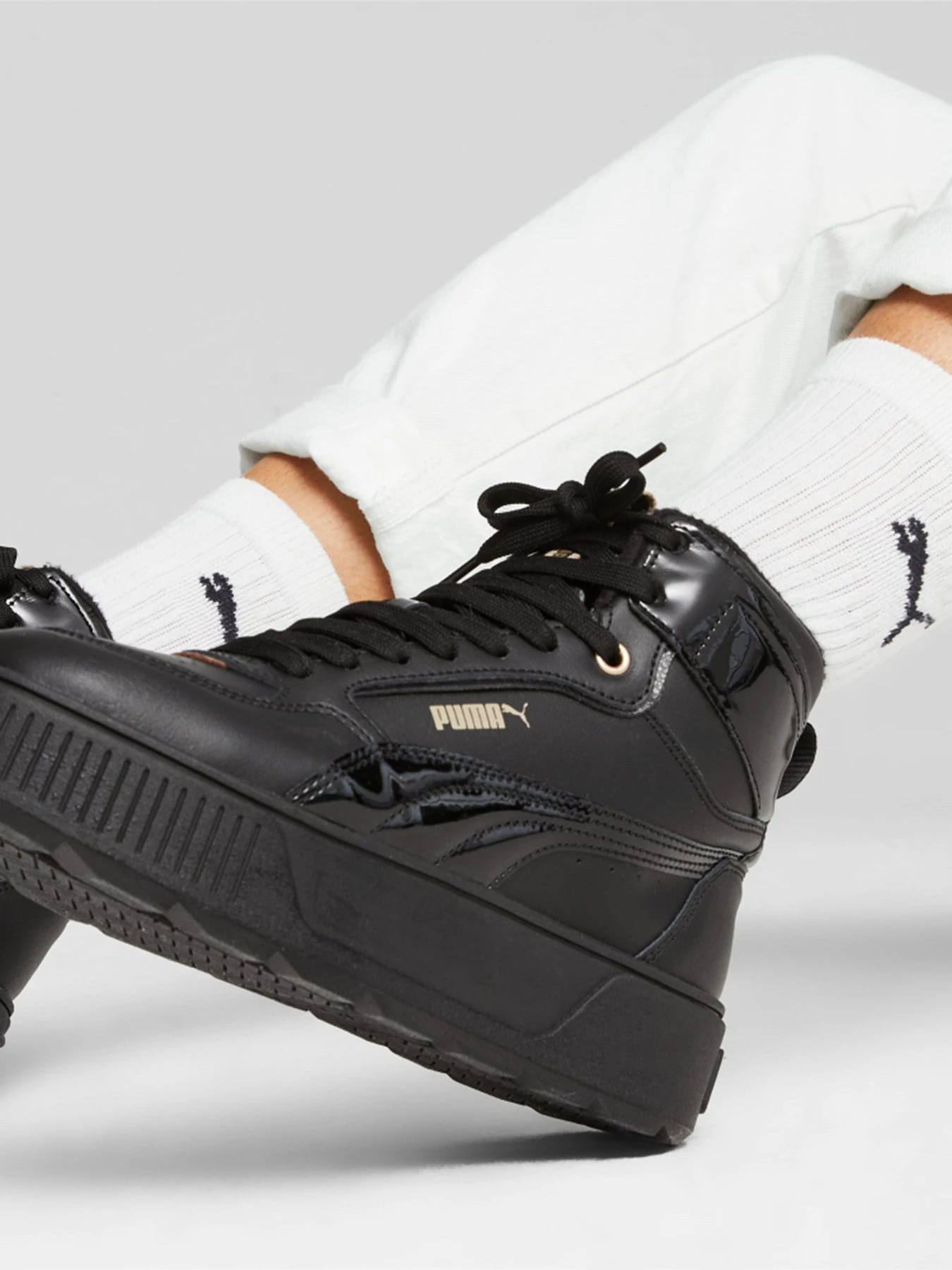 Черевики та чоботи PUMA Karmen Rebelle Mid WTR модель 38762403 Фото