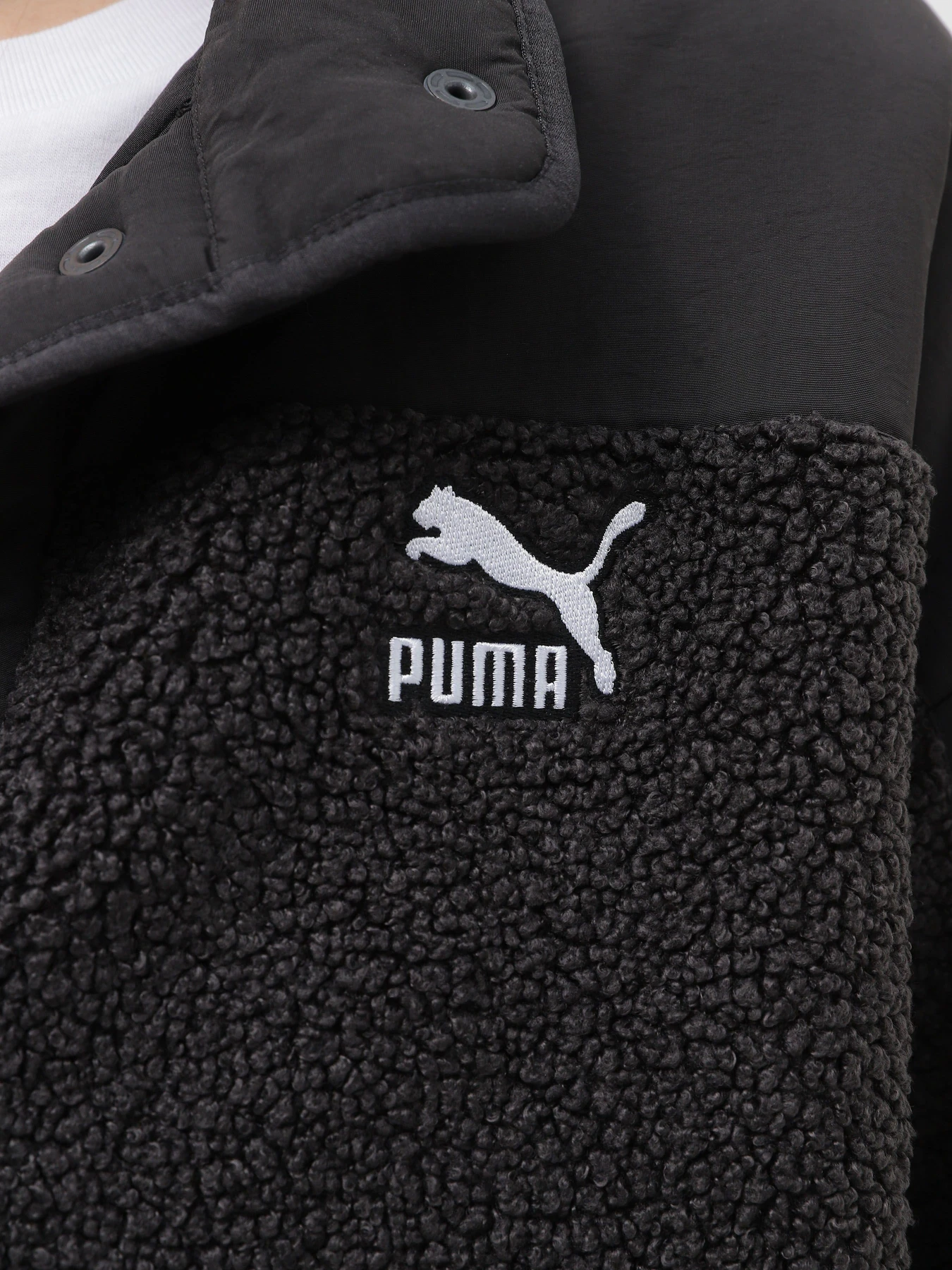 Куртки и дубленки PUMA Classics Sherpa модель 62169101 Фото