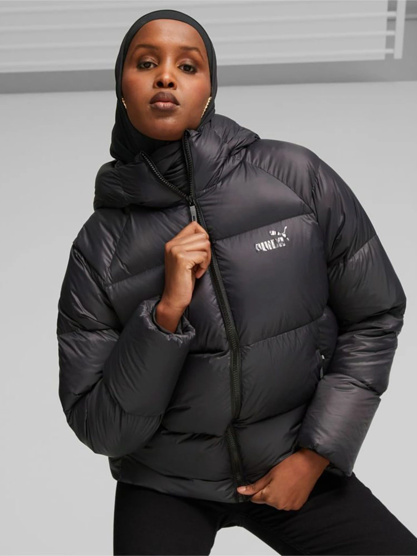 Куртки та дублянки PUMA Hooded Ultra Down Puffer модель 67536901 Куртки та дублянки PUMA Hooded Ultra Down Puffer модель 67536901 Фото