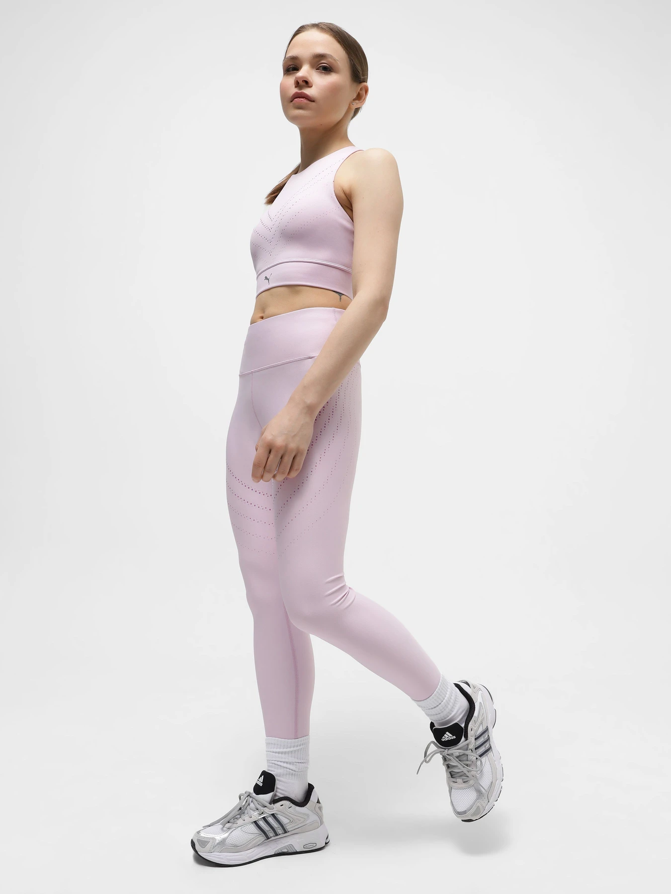 Брюки PUMA RUN ULTRAFORM AOP TIGHT модель 52497060 Брюки PUMA RUN ULTRAFORM AOP TIGHT модель 52497060 Фото