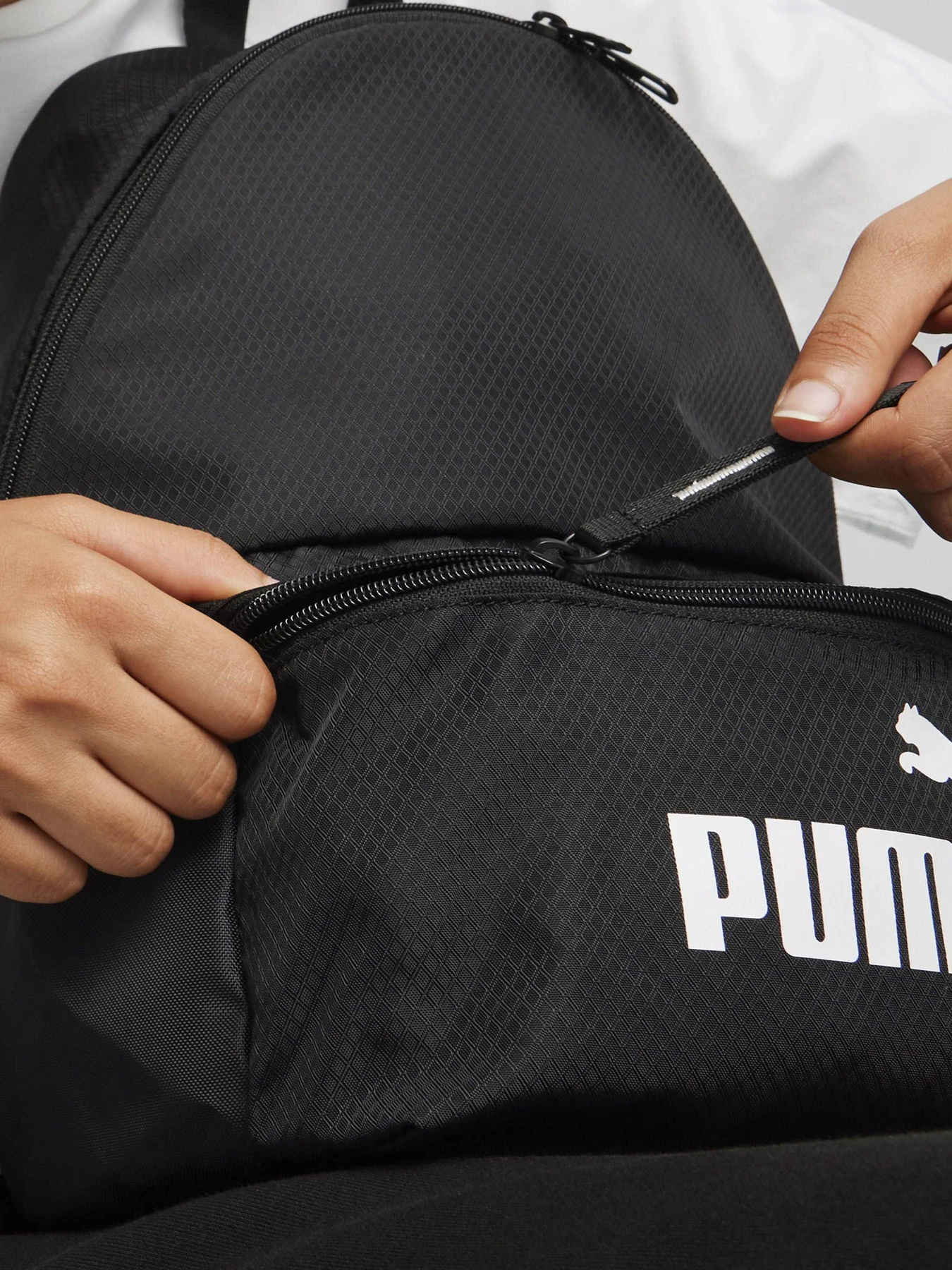 Рюкзаки PUMA CORE BASE модель 09026901 Рюкзаки PUMA CORE BASE модель 09026901 Фото
