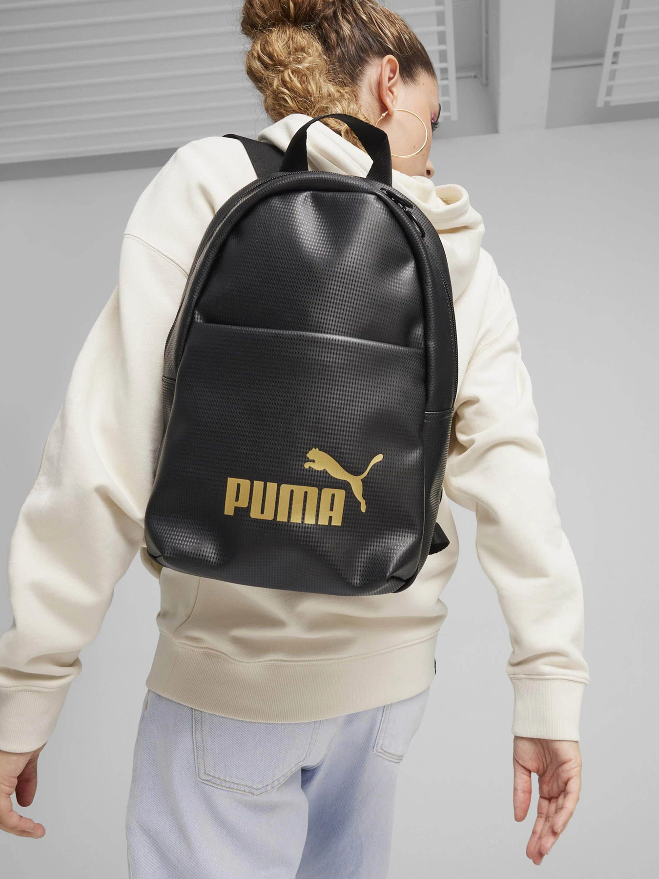 Рюкзаки PUMA CORE UP 9L модель 09027601 Фото