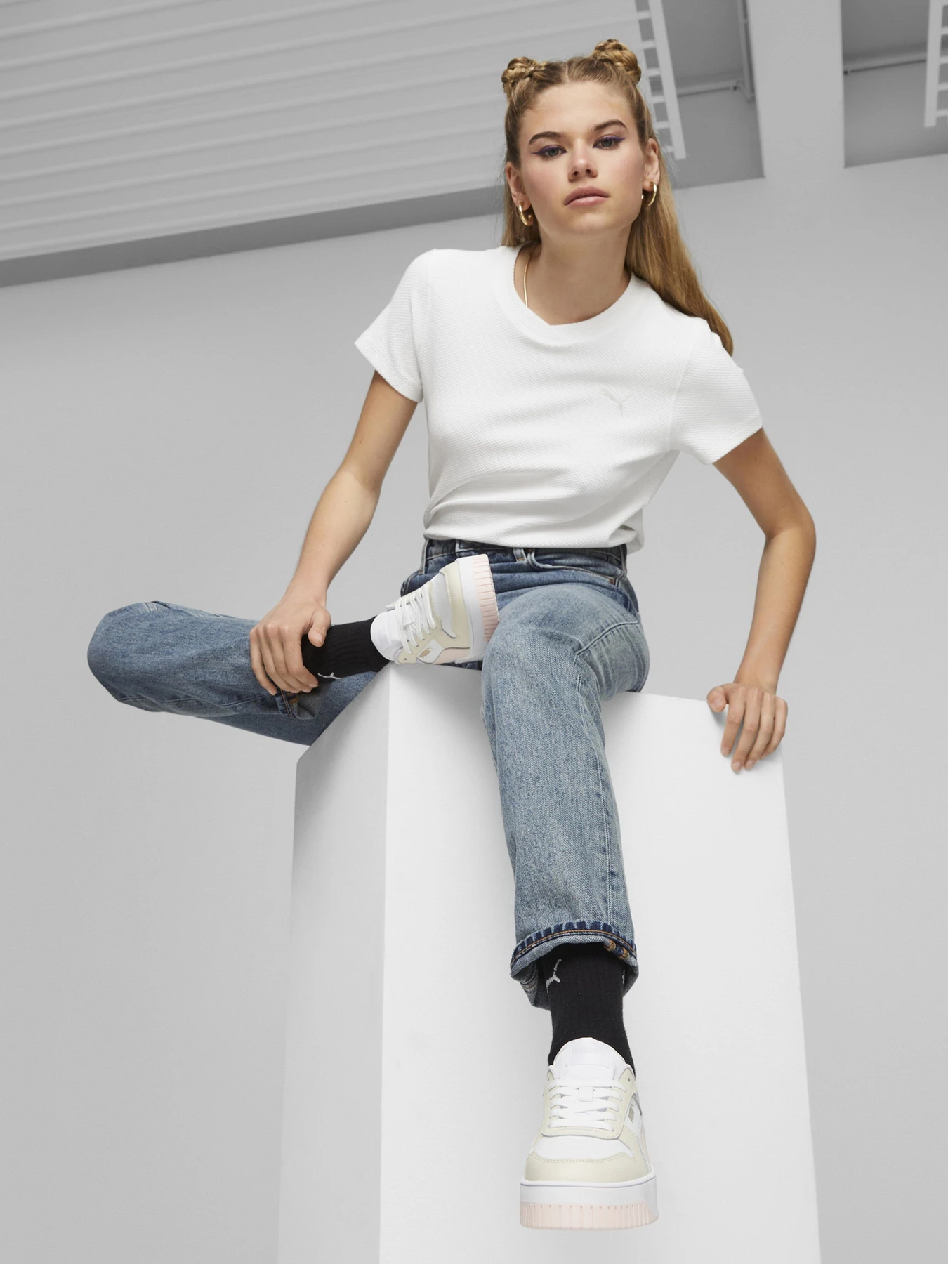 Кеди PUMA CARINA STREET модель 38939010 Кеди PUMA CARINA STREET модель 38939010 Фото