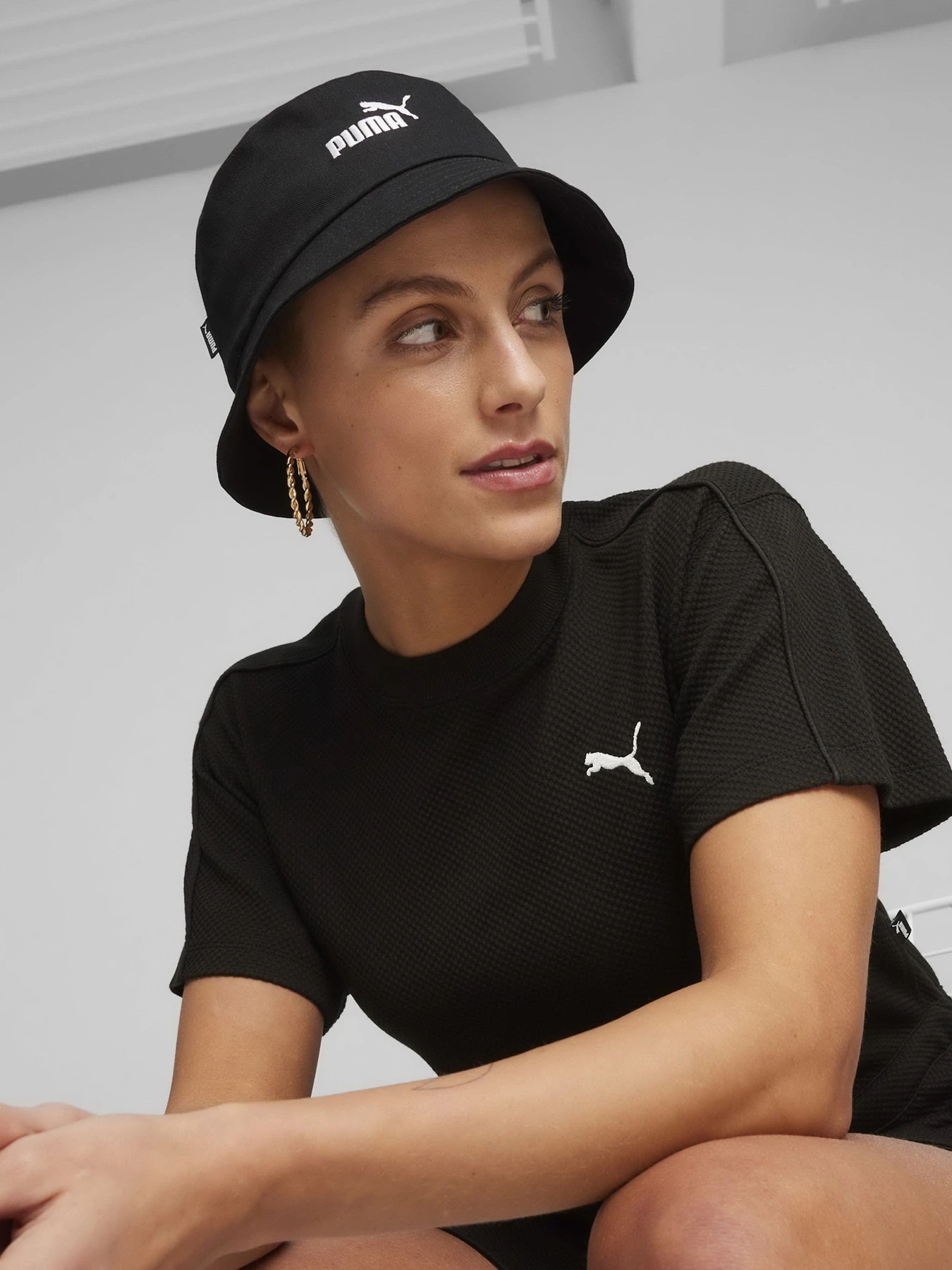 Шапки и кепки PUMA ESS NO 1 LOGO BUCKET HAT модель 02536501 Шапки и кепки PUMA ESS NO 1 LOGO BUCKET HAT модель 02536501 Фото