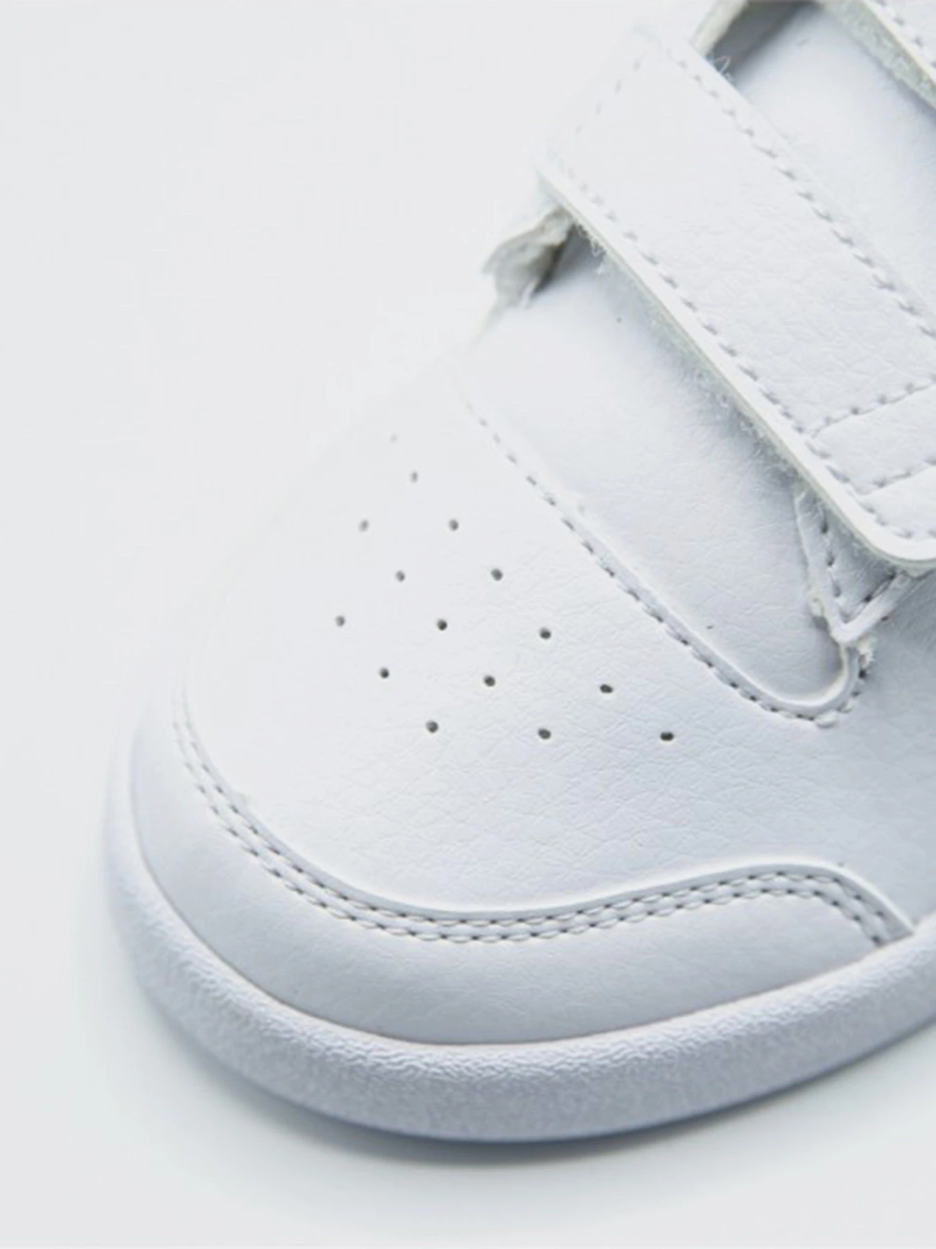 Кеди PUMA Shuffle V PS модель 37568901 Кеди PUMA Shuffle V PS модель 37568901 Фото