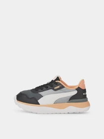 Кроссовки PUMA R78 Voyage модель 38204905 Фото