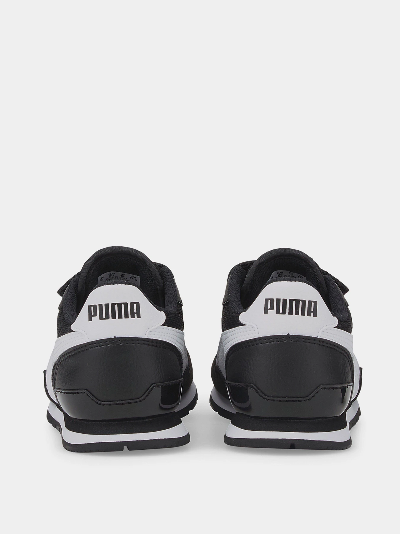 Кроссовки PUMA ST Runner V3 модель 38551101 Кроссовки PUMA ST Runner V3 модель 38551101 Фото