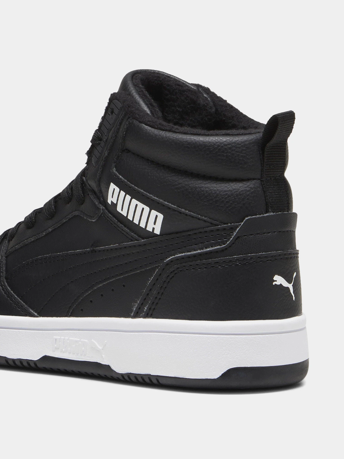 Кеды PUMA REBOUND V6 WTR YOUTH модель 39468501 Кеды PUMA REBOUND V6 WTR YOUTH модель 39468501 Фото