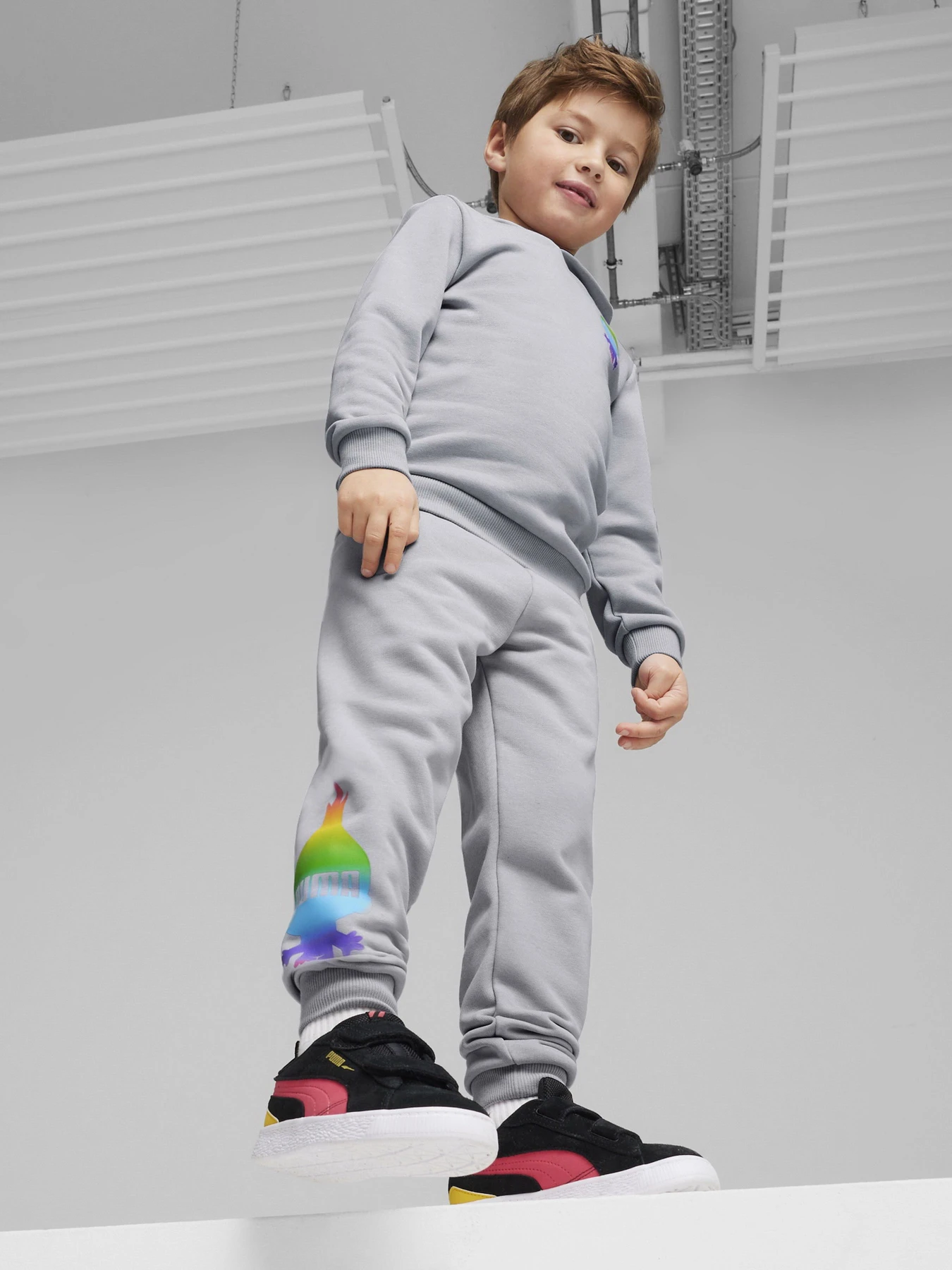 Штани PUMA X TROLLS SWEATPANTS TR модель 62483063 Штани PUMA X TROLLS SWEATPANTS TR модель 62483063 Фото