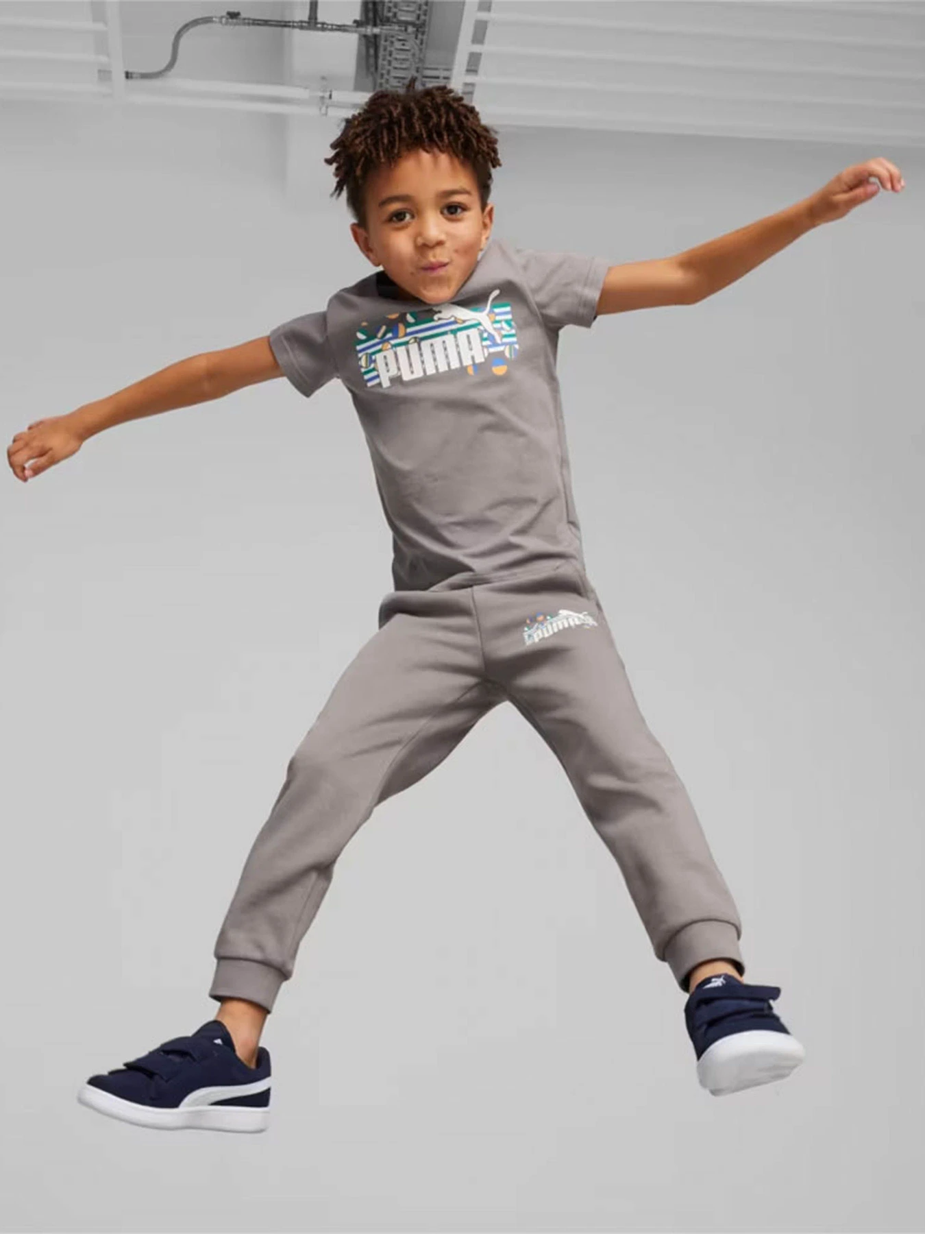 Штани PUMA ESS+ SUMMER CAMP модель 67927755 Фото