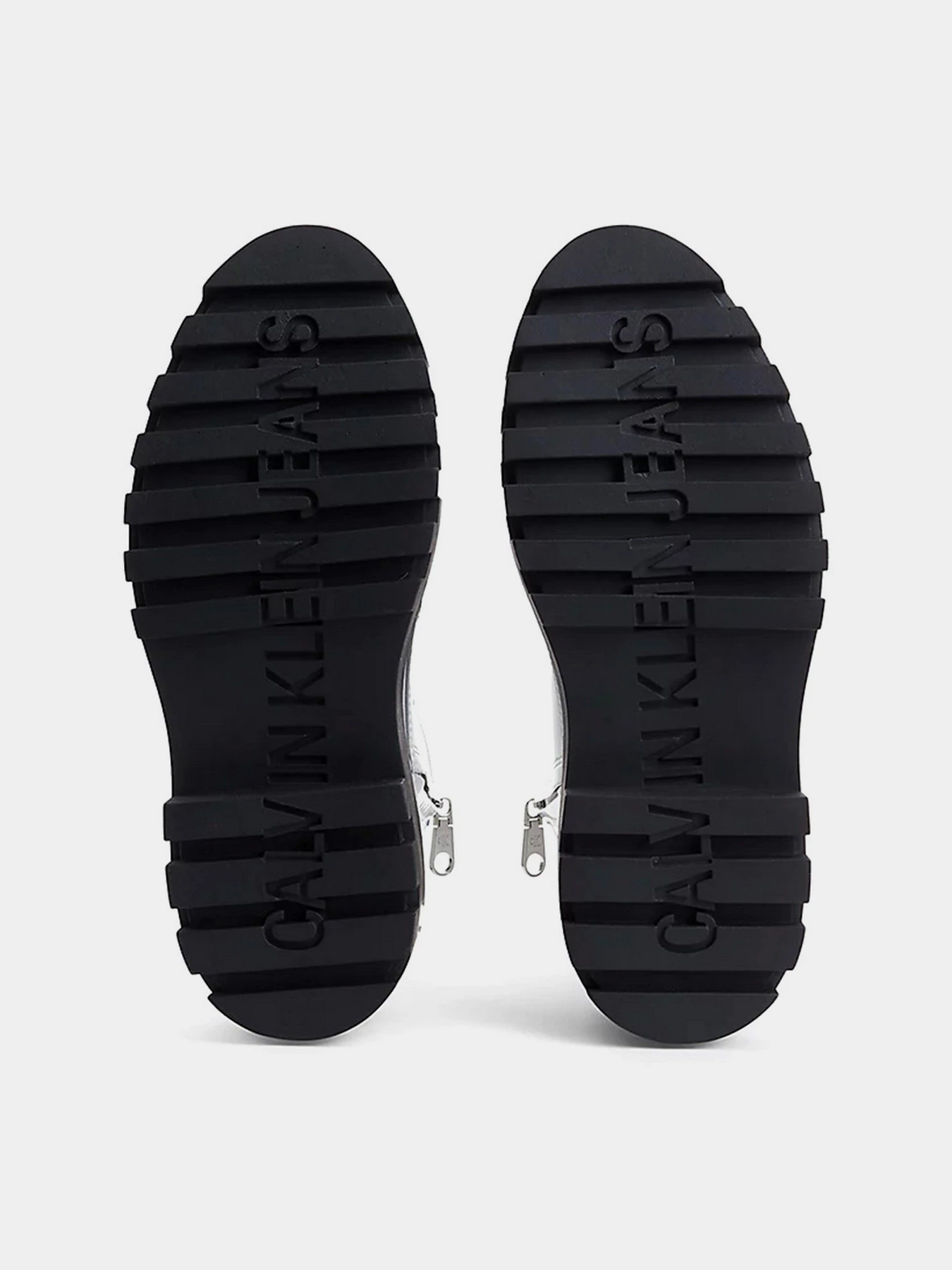 Ботинки и сапоги Calvin Klein модель YW0YW00390-YAF Ботинки и сапоги Calvin Klein модель YW0YW00390-YAF Фото