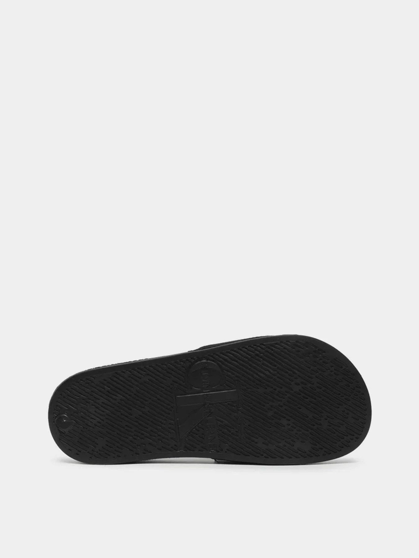 Шлёпанцы Calvin Klein Slide Monogram Co модель YW0YW00103-BDS Шлёпанцы Calvin Klein Slide Monogram Co модель YW0YW00103-BDS Фото
