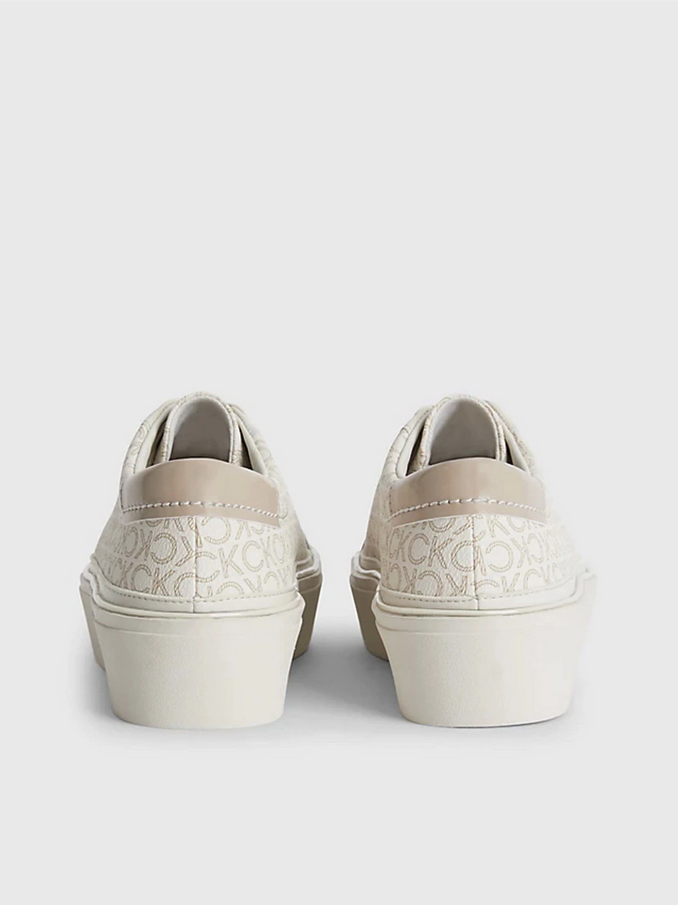 Кеды Calvin Klein Flatform Cupsole Lace Up - Mono модель HW0HW01420-0F7 Фото