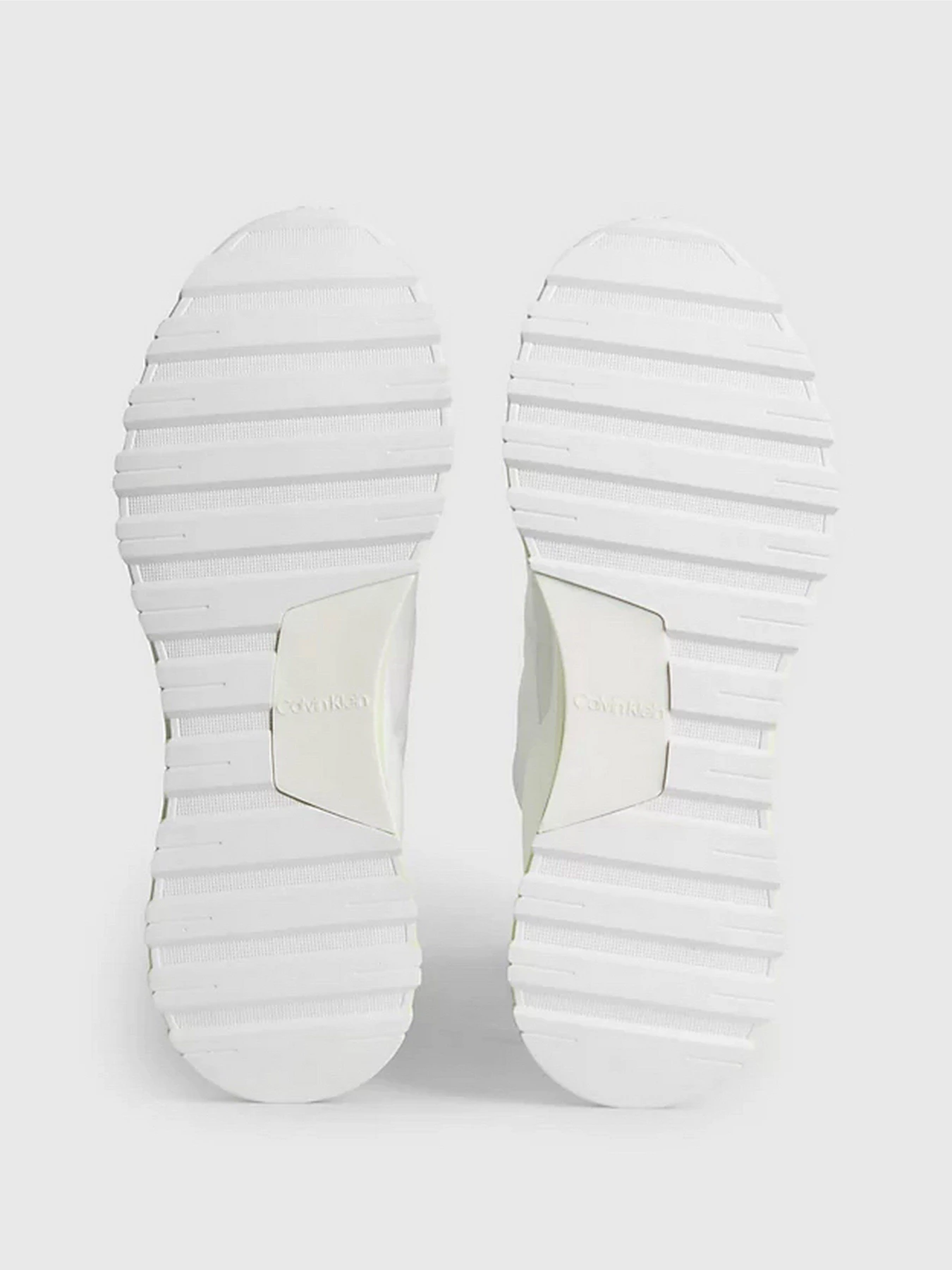 Кросівки Calvin Klein Knit Runner Dynamic Lace Up модель HW0HW01446-0IR Кросівки Calvin Klein Knit Runner Dynamic Lace Up модель HW0HW01446-0IR Фото