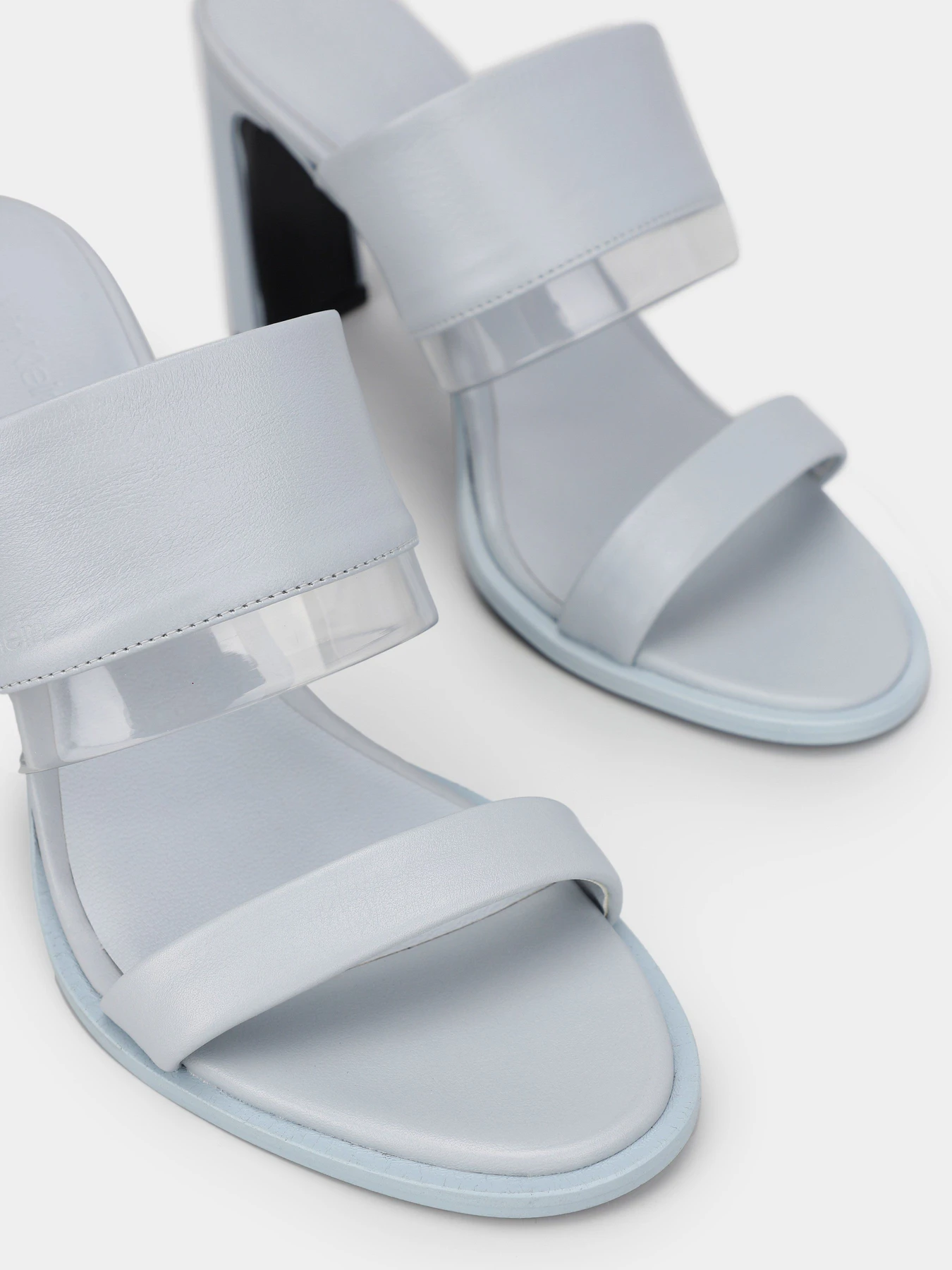 Шльопанці Calvin Klein Curved Stiletto Sandal 80 модель HW0HW01461-DYI Шльопанці Calvin Klein Curved Stiletto Sandal 80 модель HW0HW01461-DYI Фото