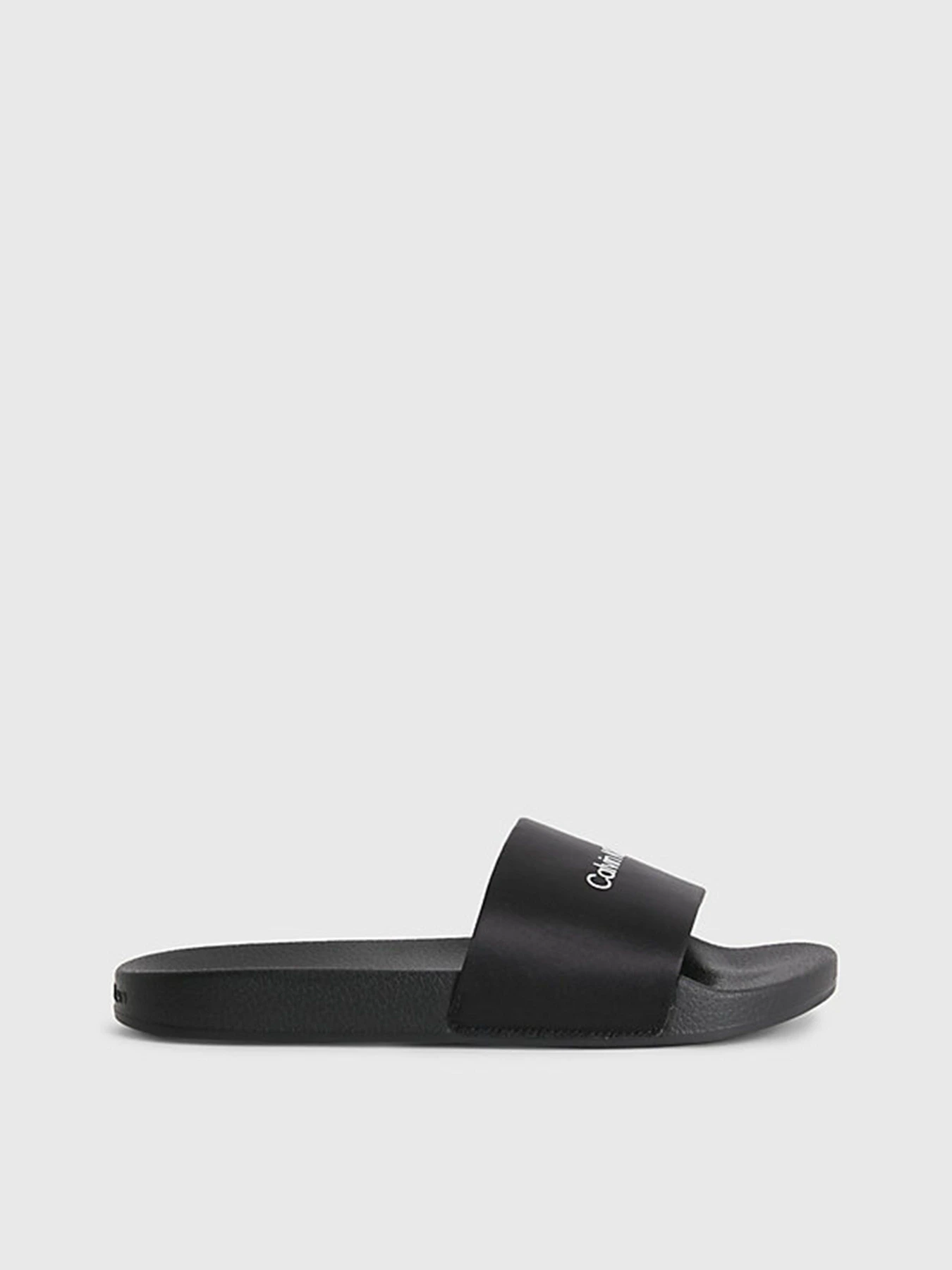 Шлёпанцы Calvin Klein модель HW0HW01508-0GM Шлёпанцы Calvin Klein модель HW0HW01508-0GM Фото