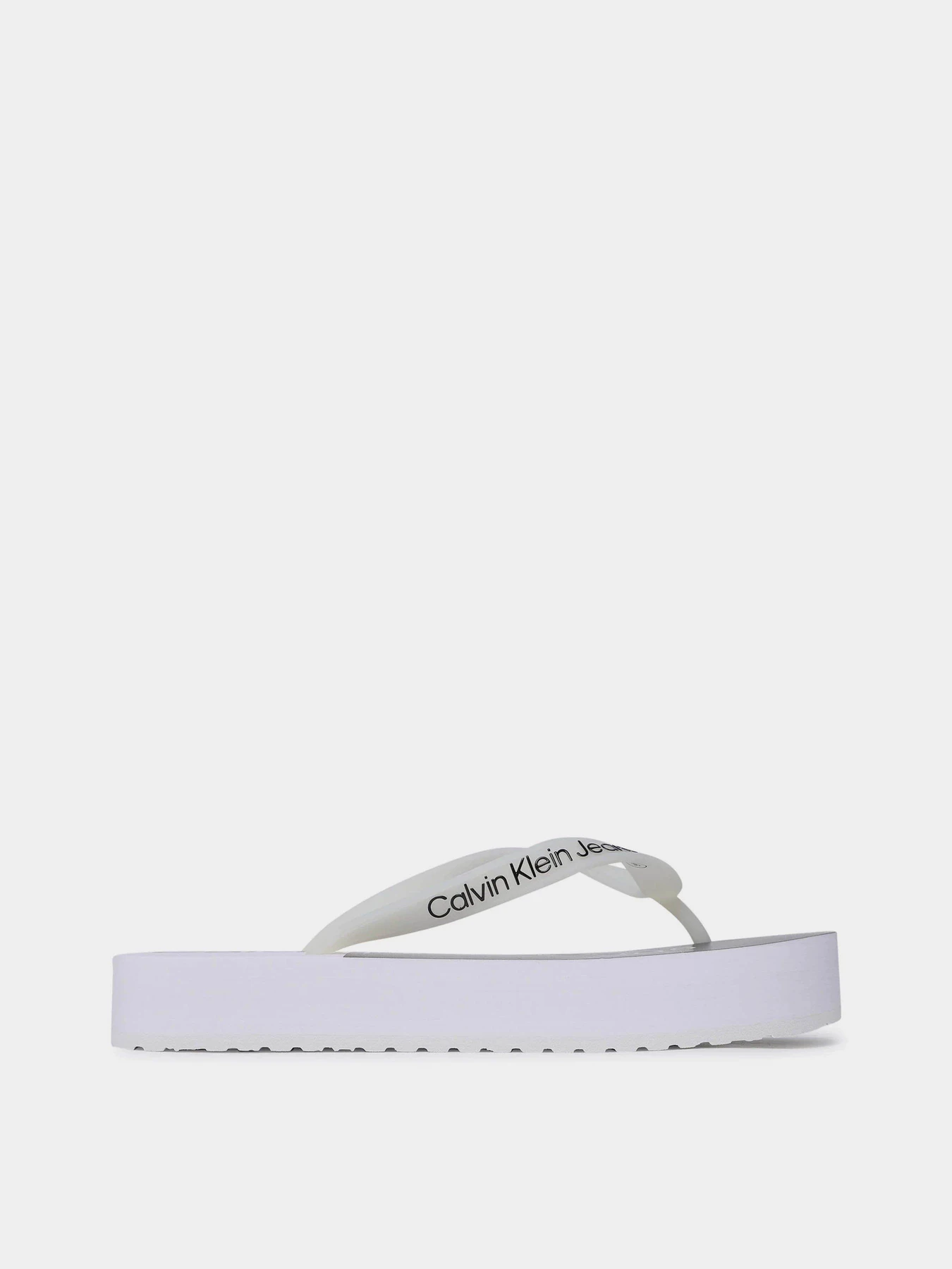 Шлёпанцы Calvin Klein Beach Sandal Flatform модель YW0YW00716-0K4 Шлёпанцы Calvin Klein Beach Sandal Flatform модель YW0YW00716-0K4 Фото