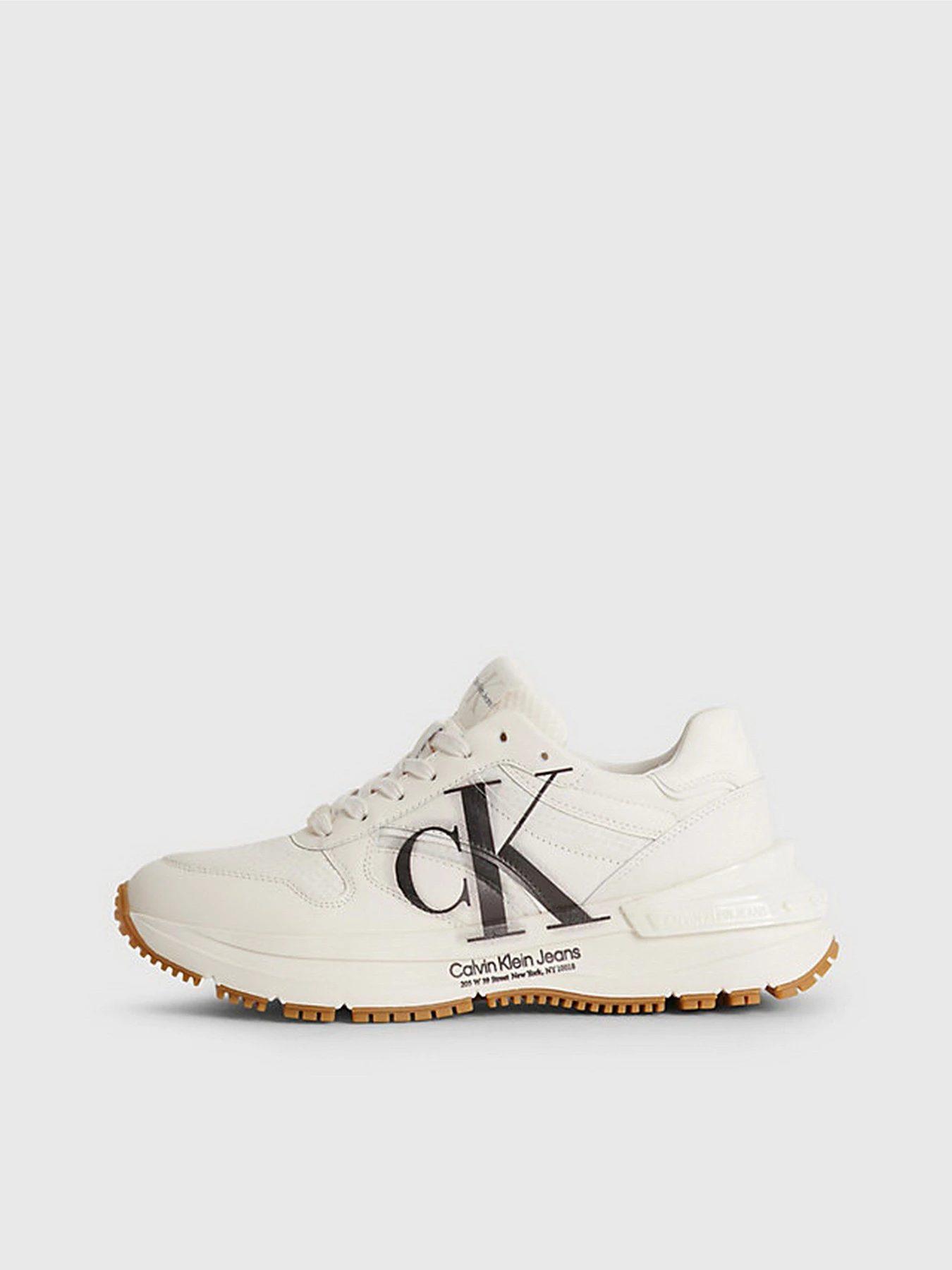 Кроссовки Calvin Klein Chunky Runner Over Brand Wn модель YW0YW00941-0LB Кроссовки Calvin Klein Chunky Runner Over Brand Wn модель YW0YW00941-0LB Фото