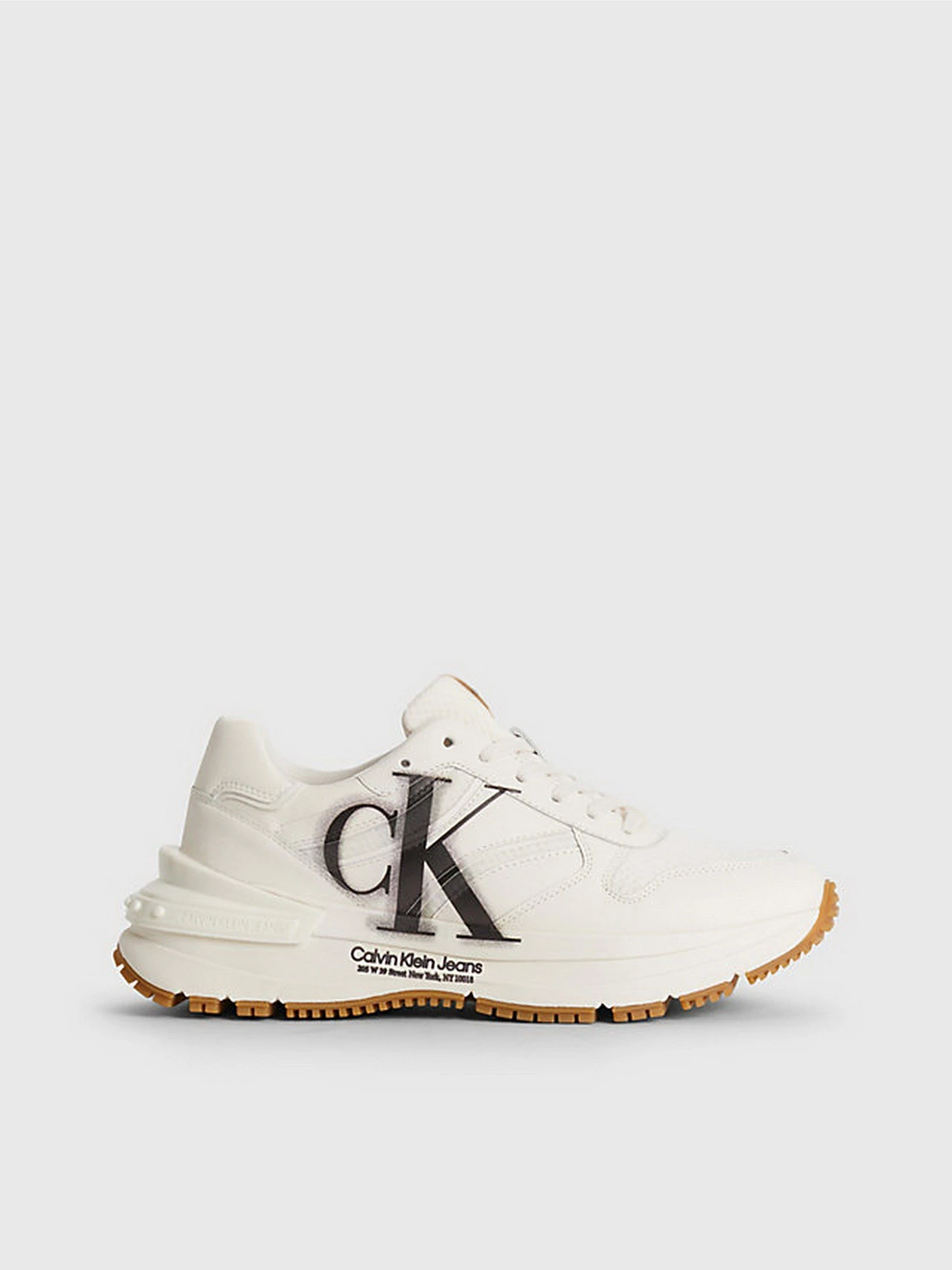 Кроссовки Calvin Klein Chunky Runner Over Brand Wn модель YW0YW00941-0LB Кроссовки Calvin Klein Chunky Runner Over Brand Wn модель YW0YW00941-0LB Фото