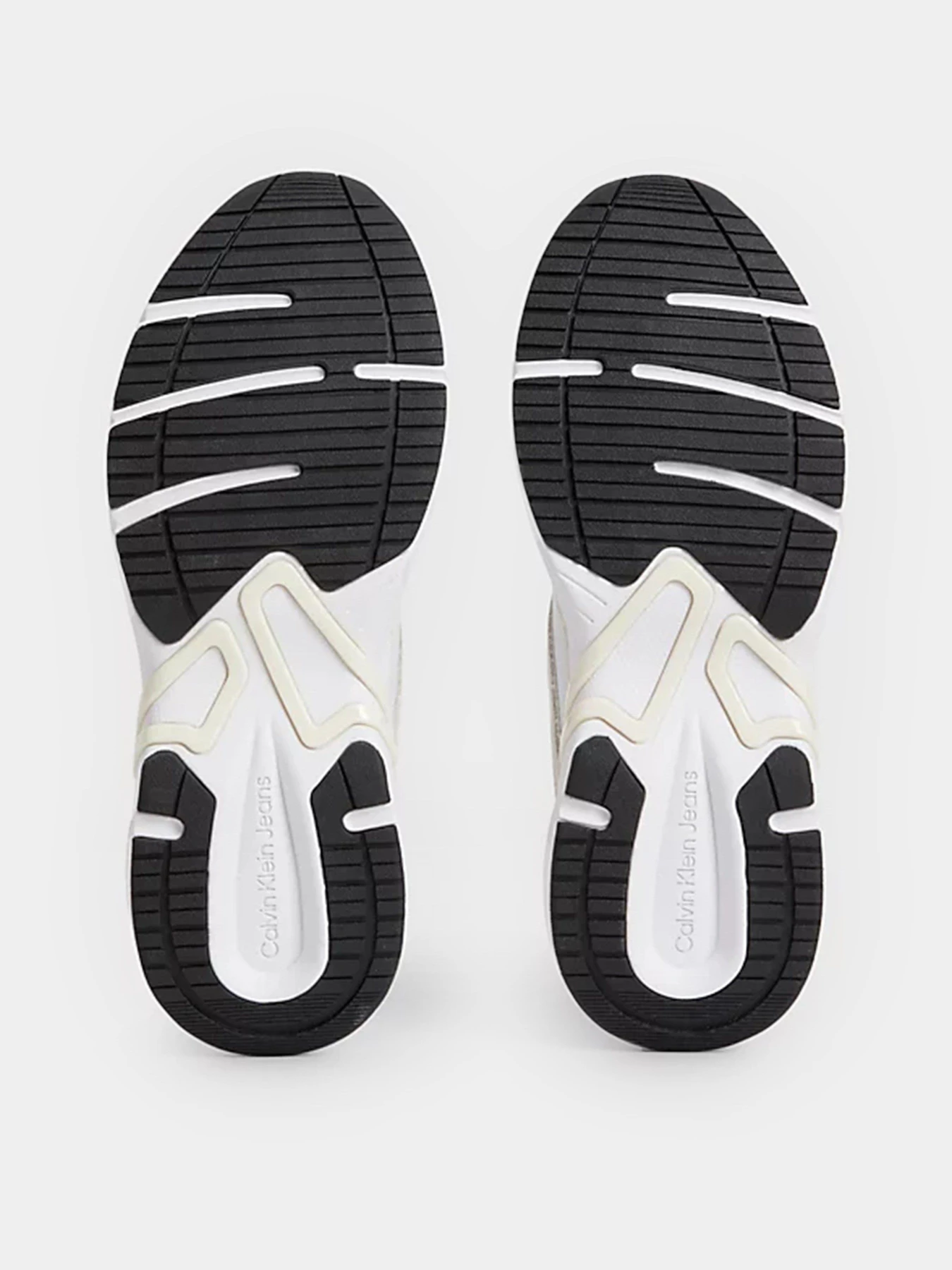 Кроссовки Calvin Klein Retro Tennis Oversized Mesh Wn модель YW0YW00944-0K5 Кроссовки Calvin Klein Retro Tennis Oversized Mesh Wn модель YW0YW00944-0K5 Фото