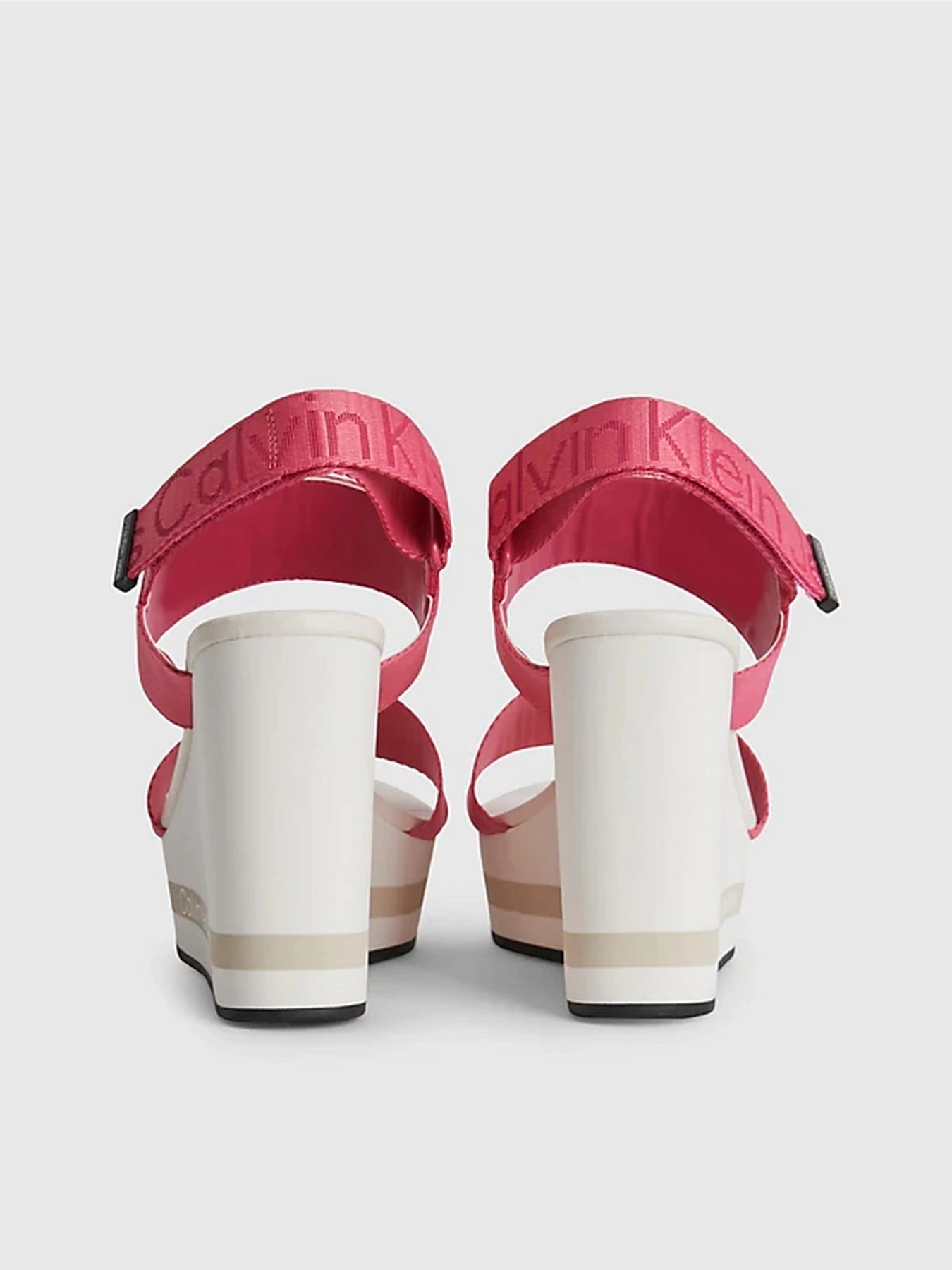 Босоножки Calvin Klein Wedge Sandal Webbing модель YW0YW00959-0J0 Босоножки Calvin Klein Wedge Sandal Webbing модель YW0YW00959-0J0 Фото