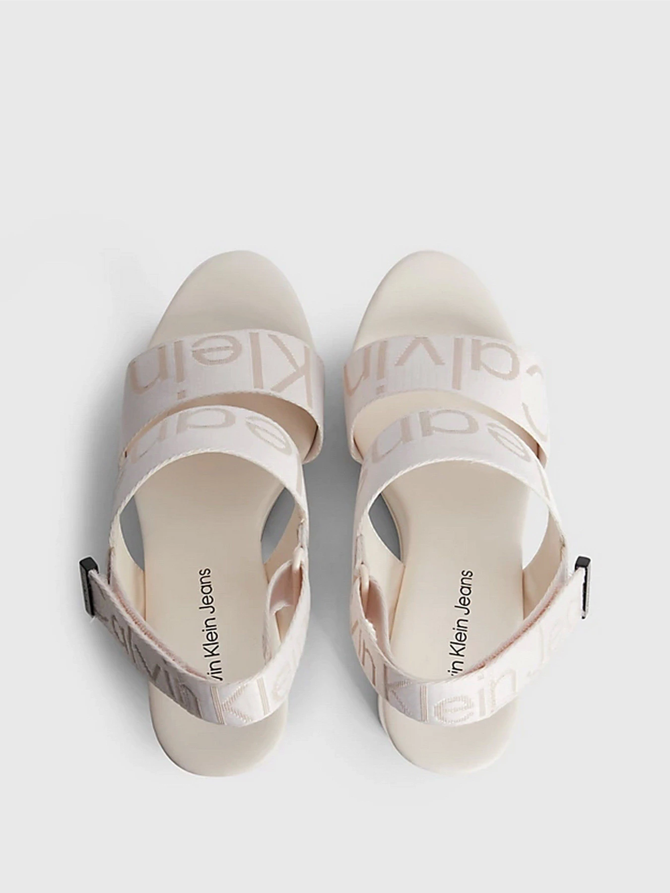 Босоножки Calvin Klein Wedge Sandal Webbing модель YW0YW00959-YBH Босоножки Calvin Klein Wedge Sandal Webbing модель YW0YW00959-YBH Фото